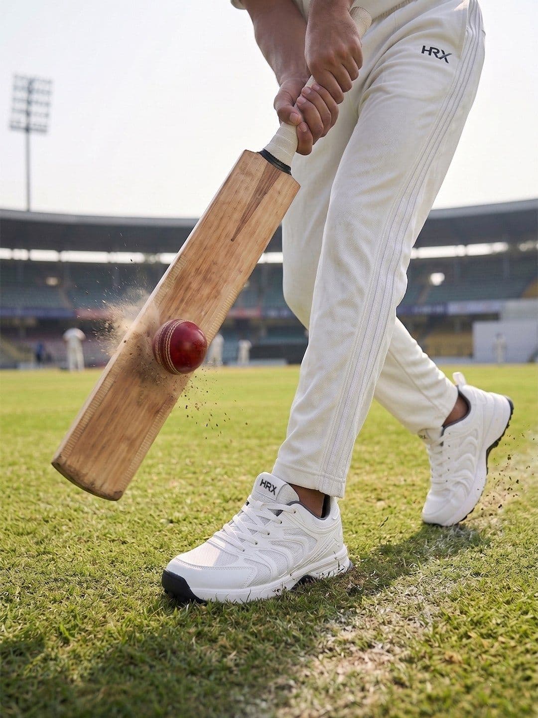 HRX by Hrithik Roshan Men Comfortable Cricket Shoes thumbnail 3
