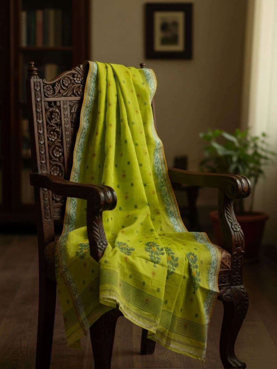 TANTSHREE Floral Pure Cotton Saree thumbnail 2
