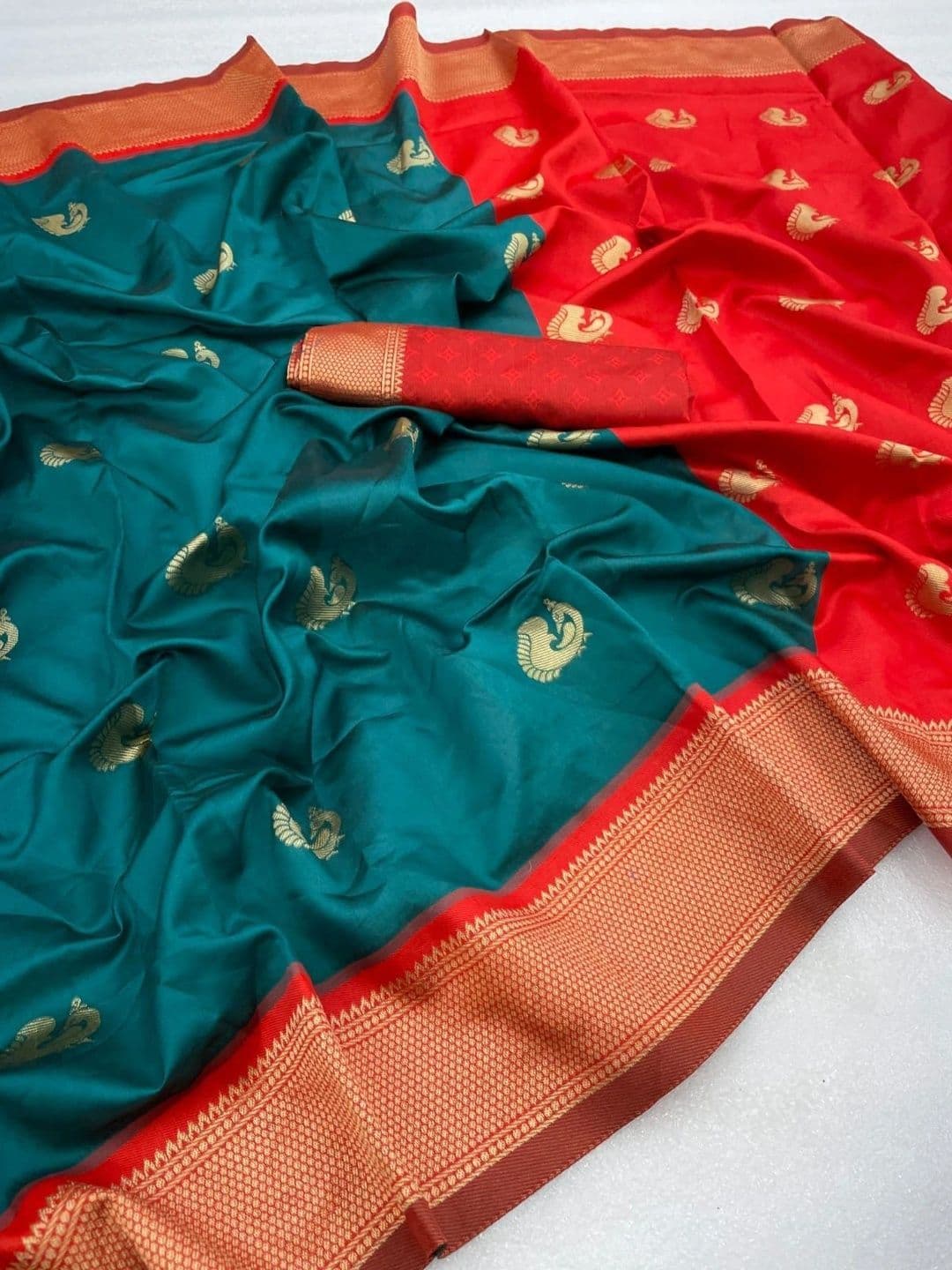 revika Woven Design Zari Art Silk Designer Kanjeevaram Saree thumbnail 7