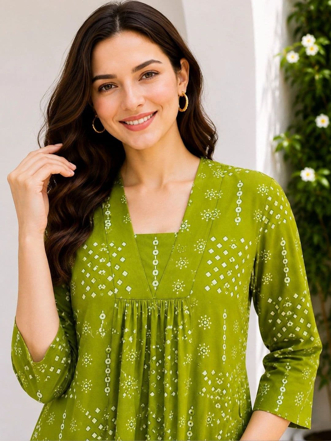 EVANORA Women Ethnic Motifs Printed Regular Kurta with Palazzos thumbnail 3