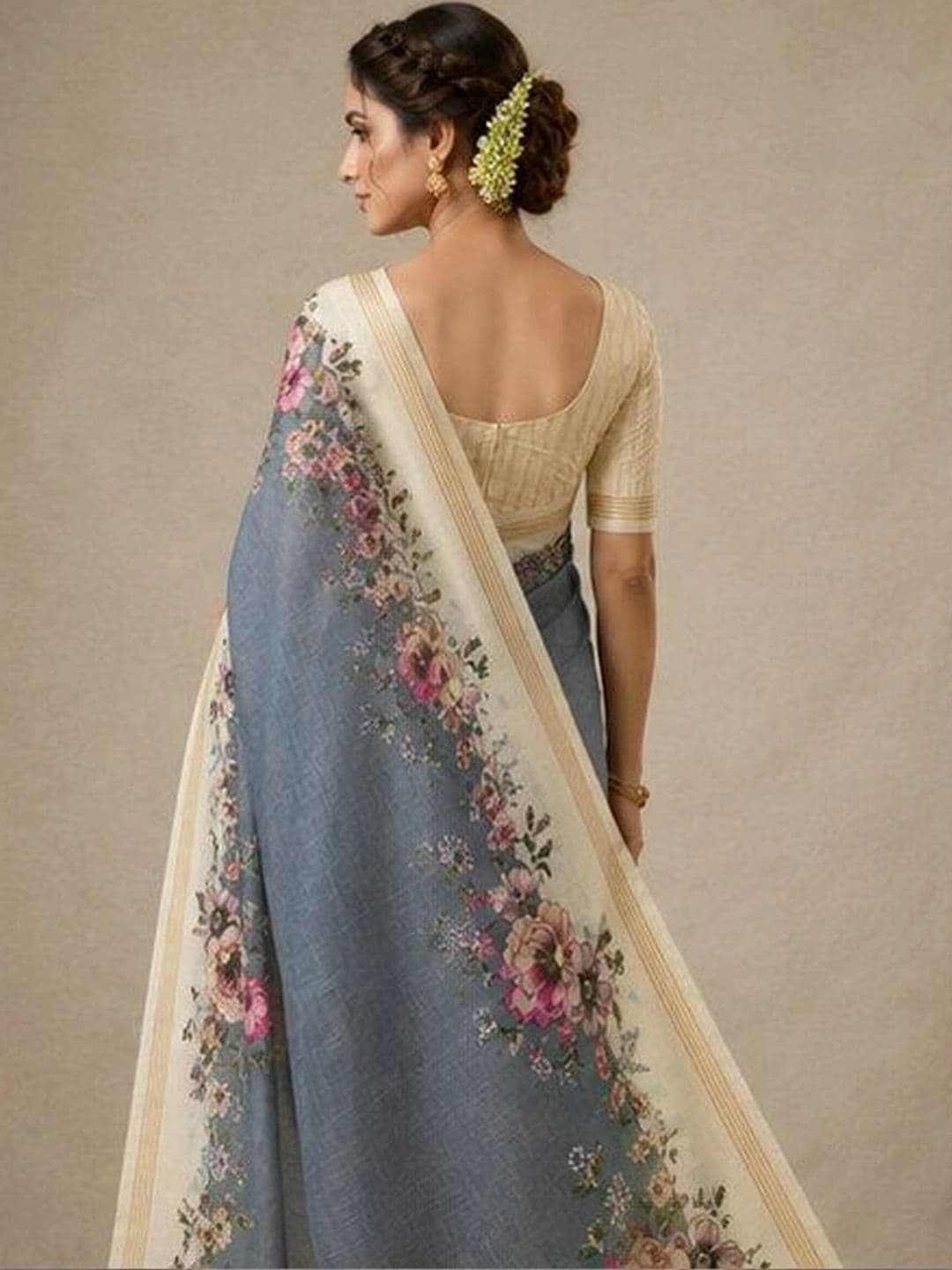 NARIVESH TRENDS Floral Art Silk Saree thumbnail 3
