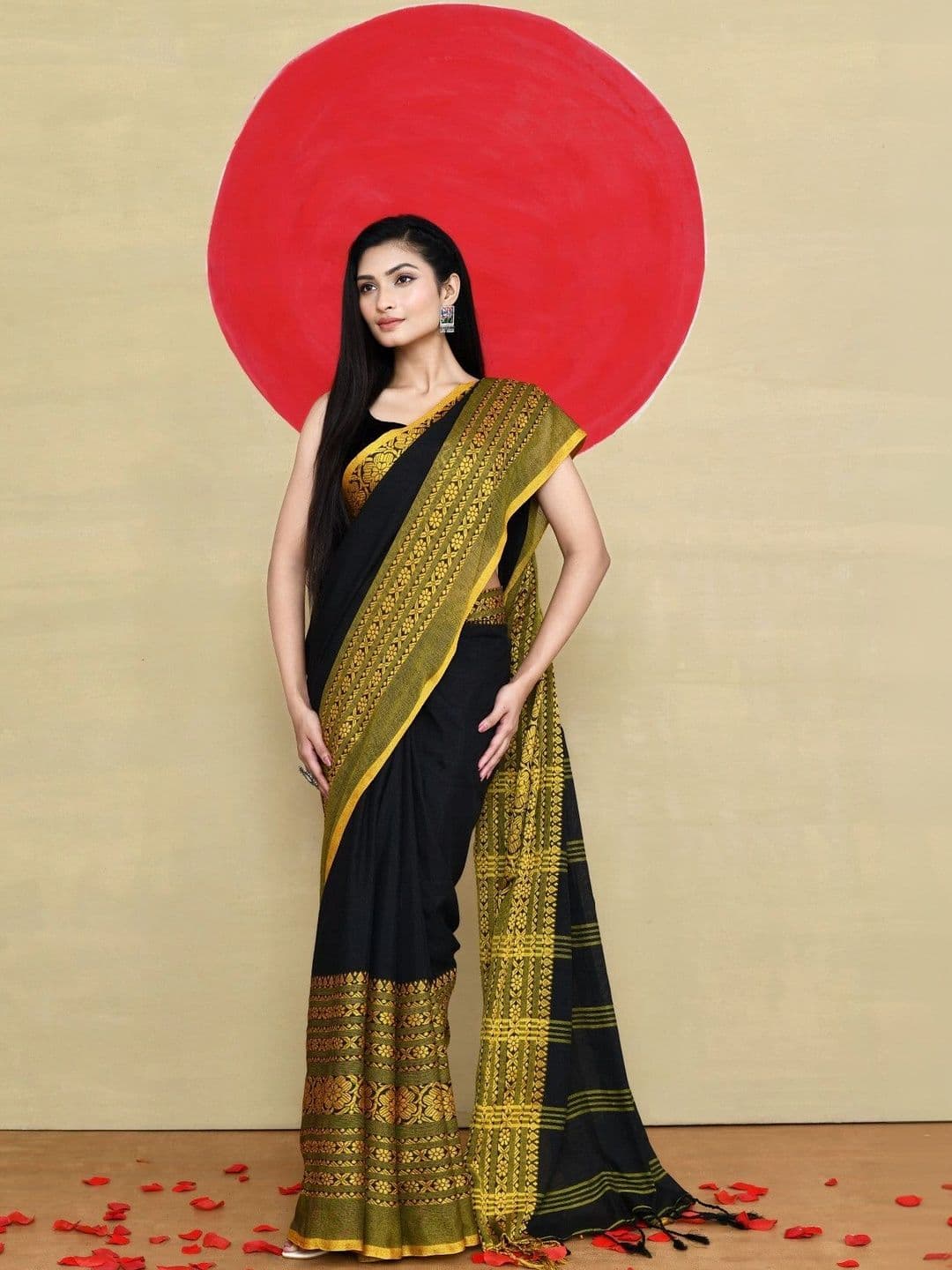 TANTSHREE Woven Design Zari Pure Cotton Saree thumbnail 2