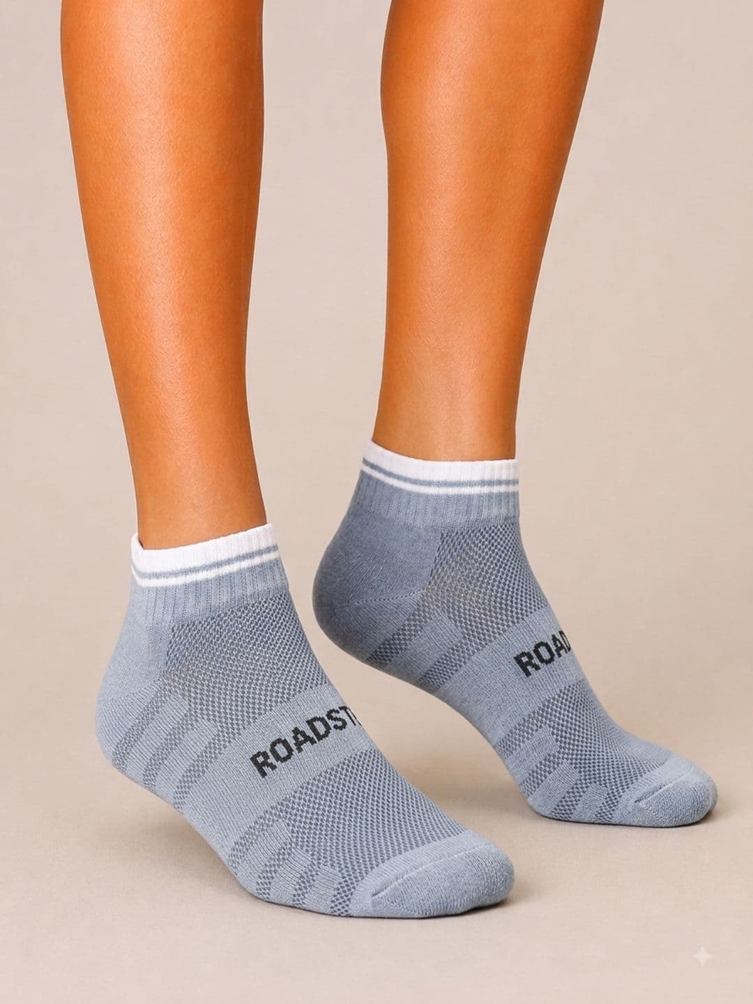 Roadster Men Pack of 3 Cotton Patterned Ankle Length Socks thumbnail 4