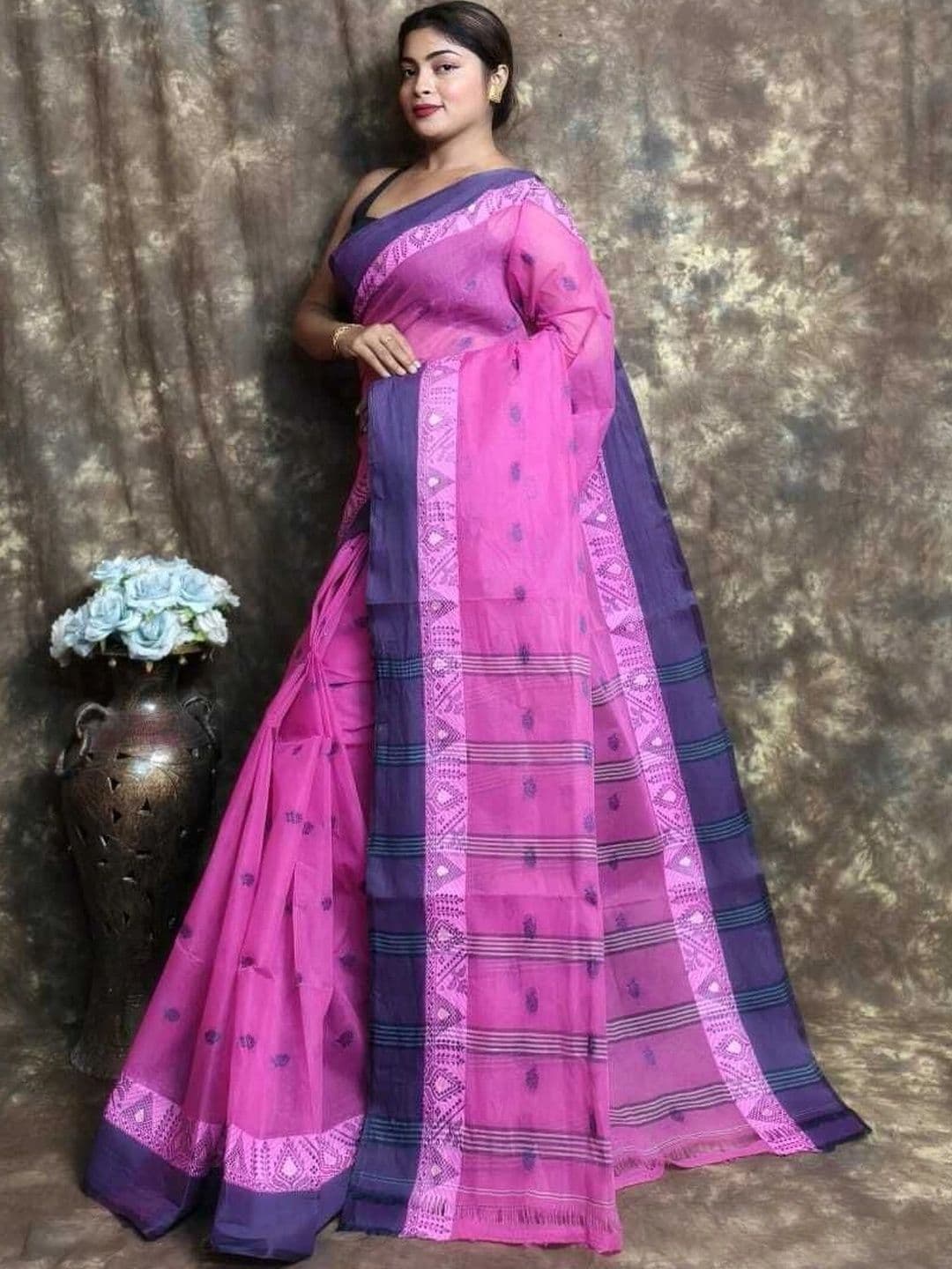TANTSHREE Embroidered Pure Cotton Saree thumbnail 4