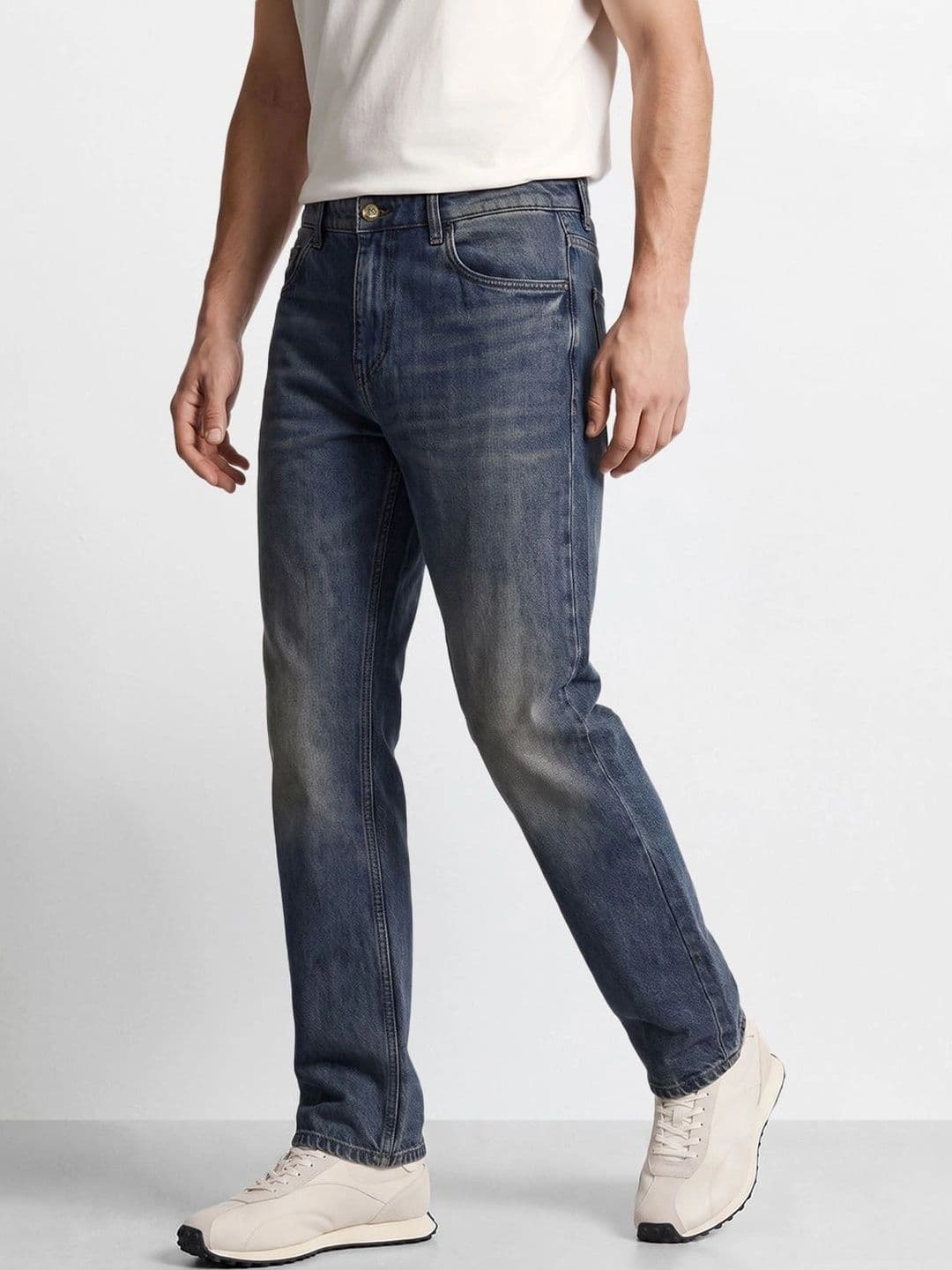 The Indian Garage Co Men Regular Fit Mid-Rise Low Distress Light Fade Jeans thumbnail 6