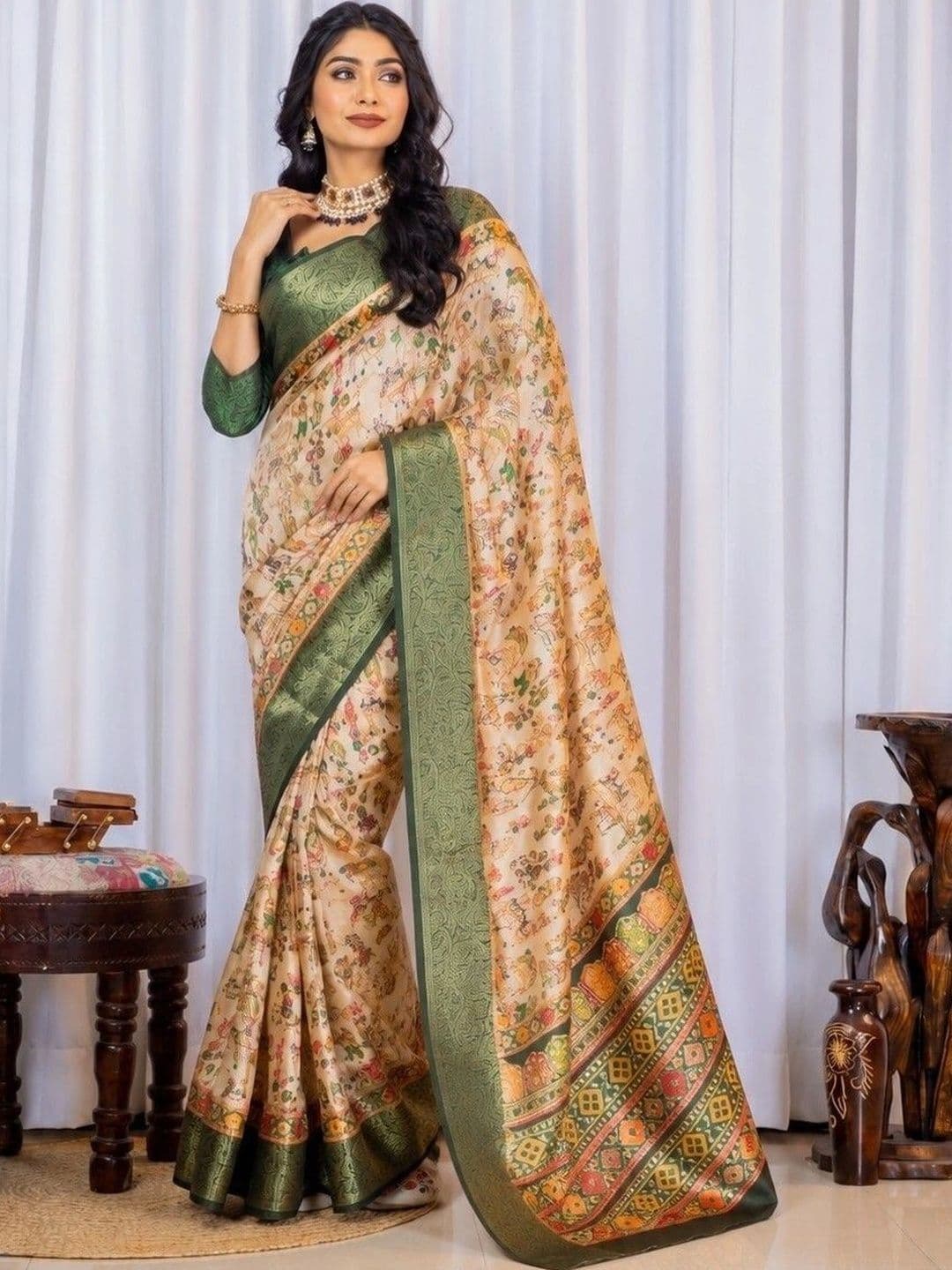 Sampada india Floral Silk Blend Saree thumbnail 4