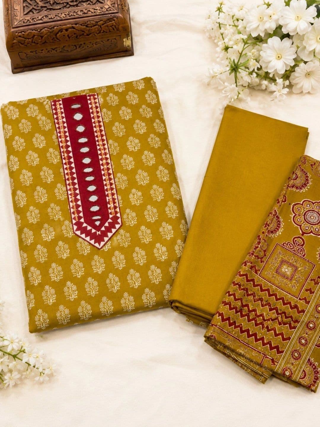 Krishna Tanna Printed Pure Cotton Unstitched Dress Material thumbnail 4