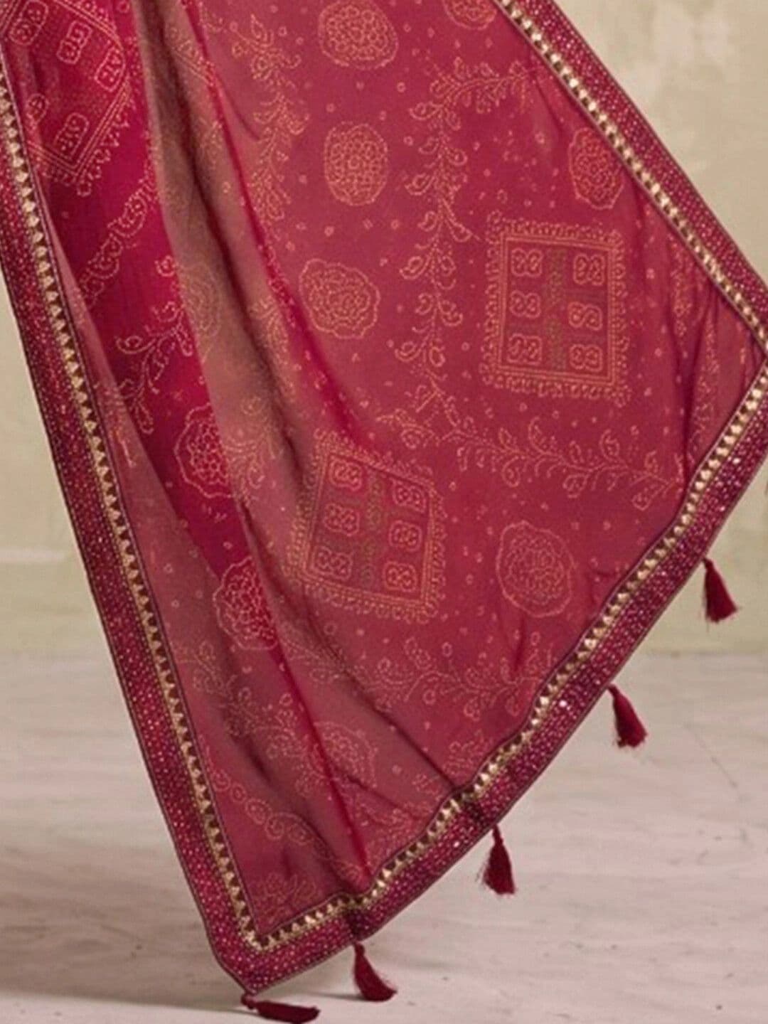 SAARA Bandhani Pure Georgette Saree thumbnail 6
