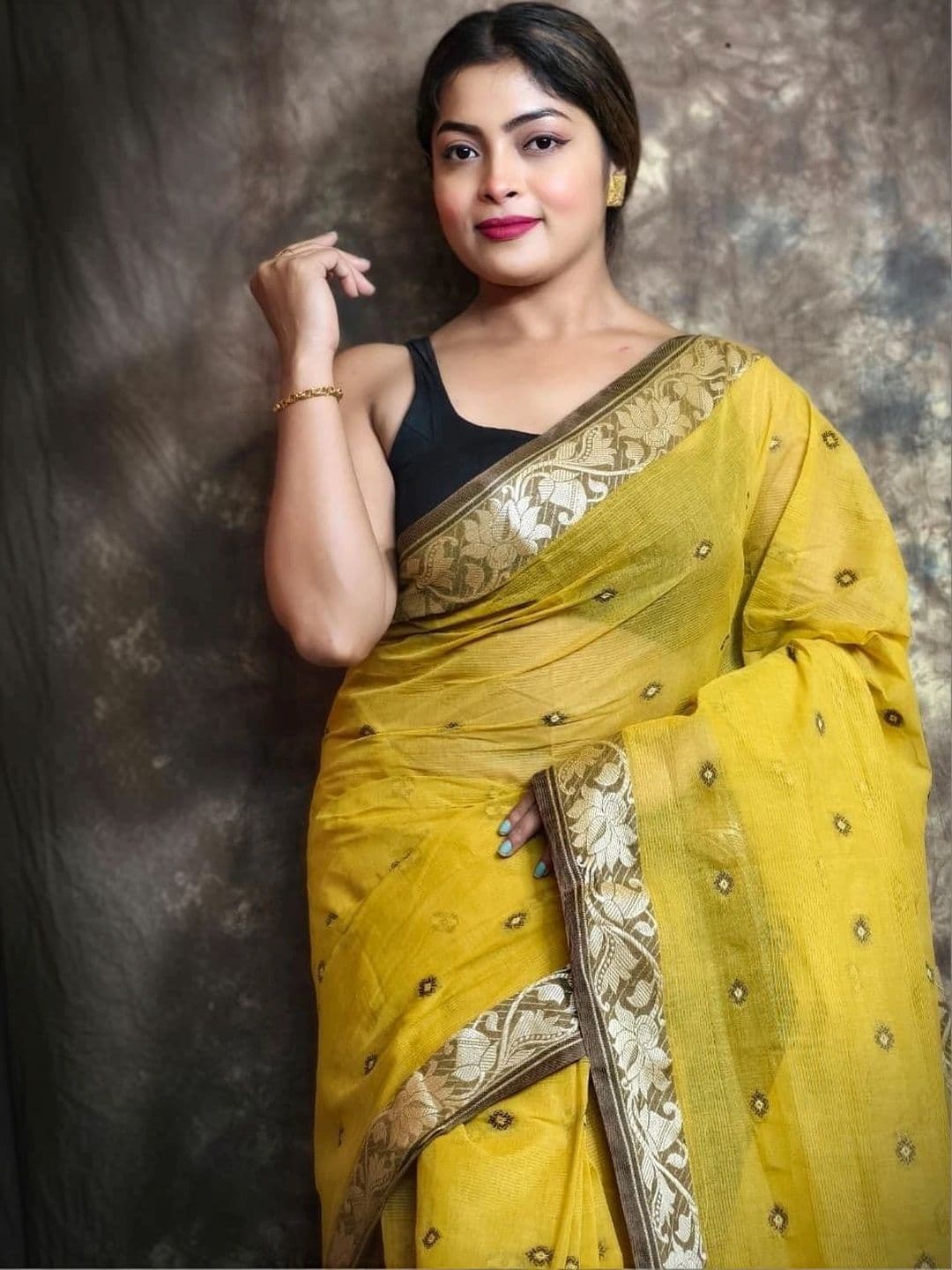 TANTSHREE Woven Design Zari Pure Cotton Saree thumbnail 5