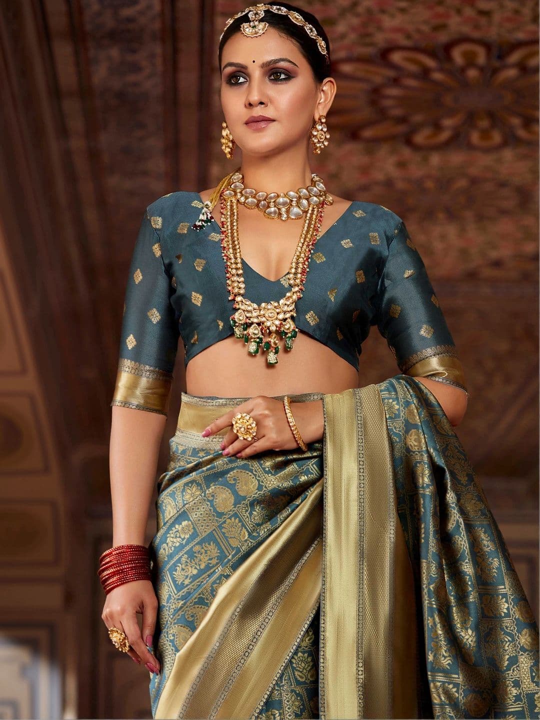 ELINA FASHION & HOME Woven Design Zari Silk Blend Designer Banarasi Saree thumbnail 3