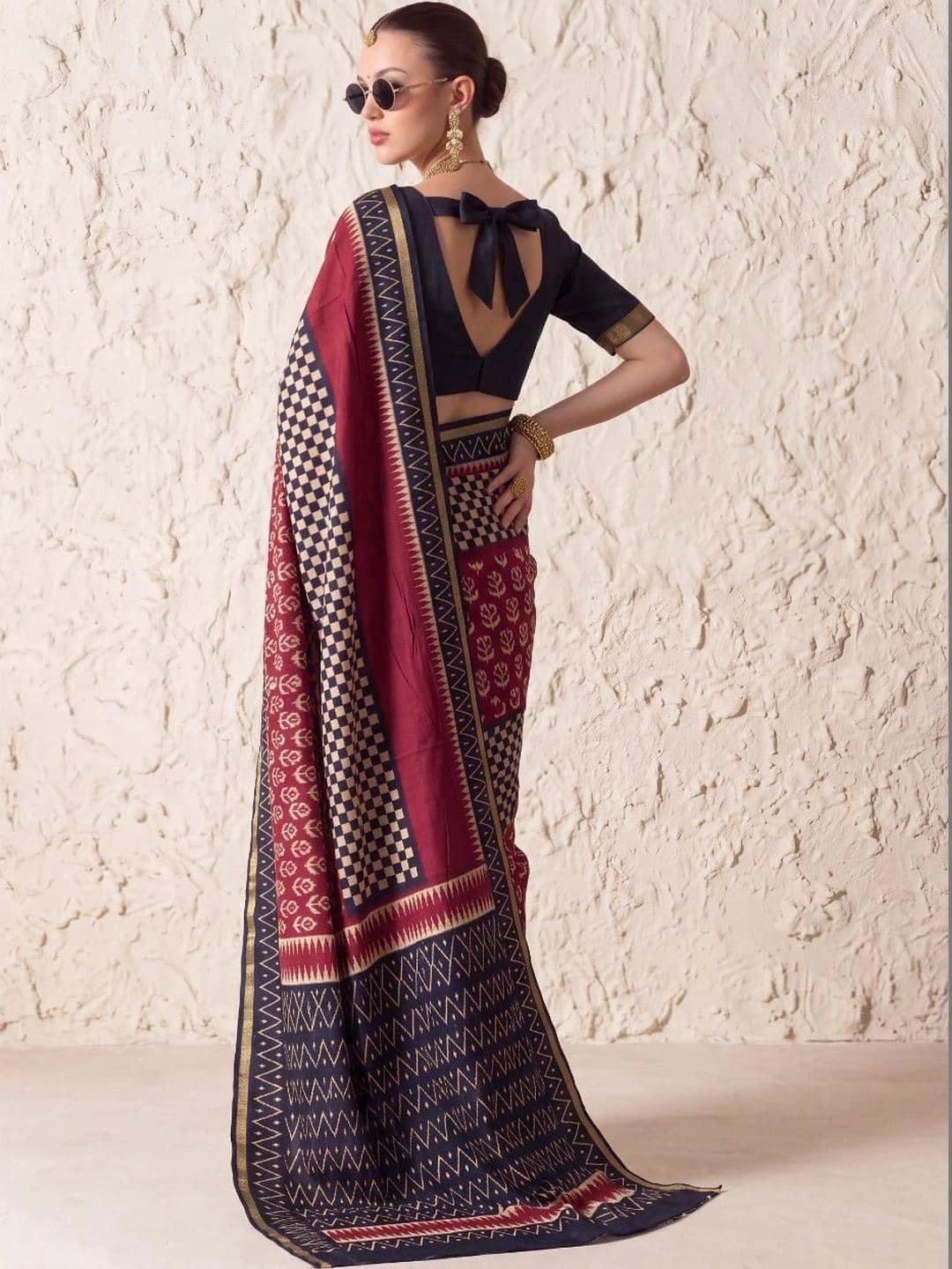 KRISHREE Embellished Silk Cotton Saree thumbnail 2