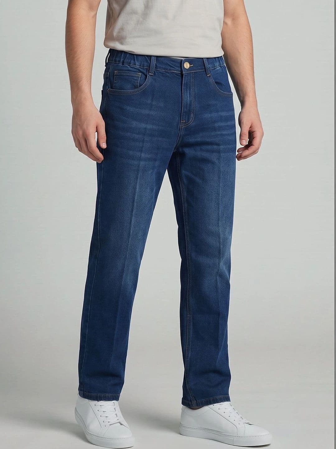 dolsia Men Straight Fit Mid-Rise Light Fade Stretchable Jeans thumbnail 6