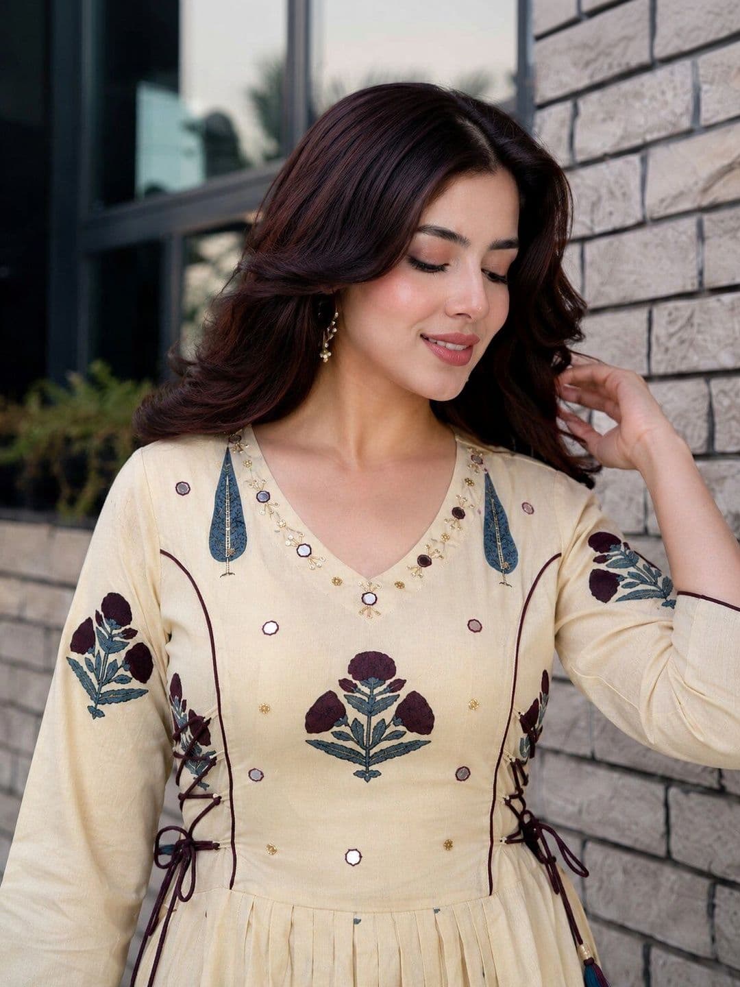 ARANGETRAM Women Floral Printed Mirror Work Indie Florals Anarkali Kurta thumbnail 3