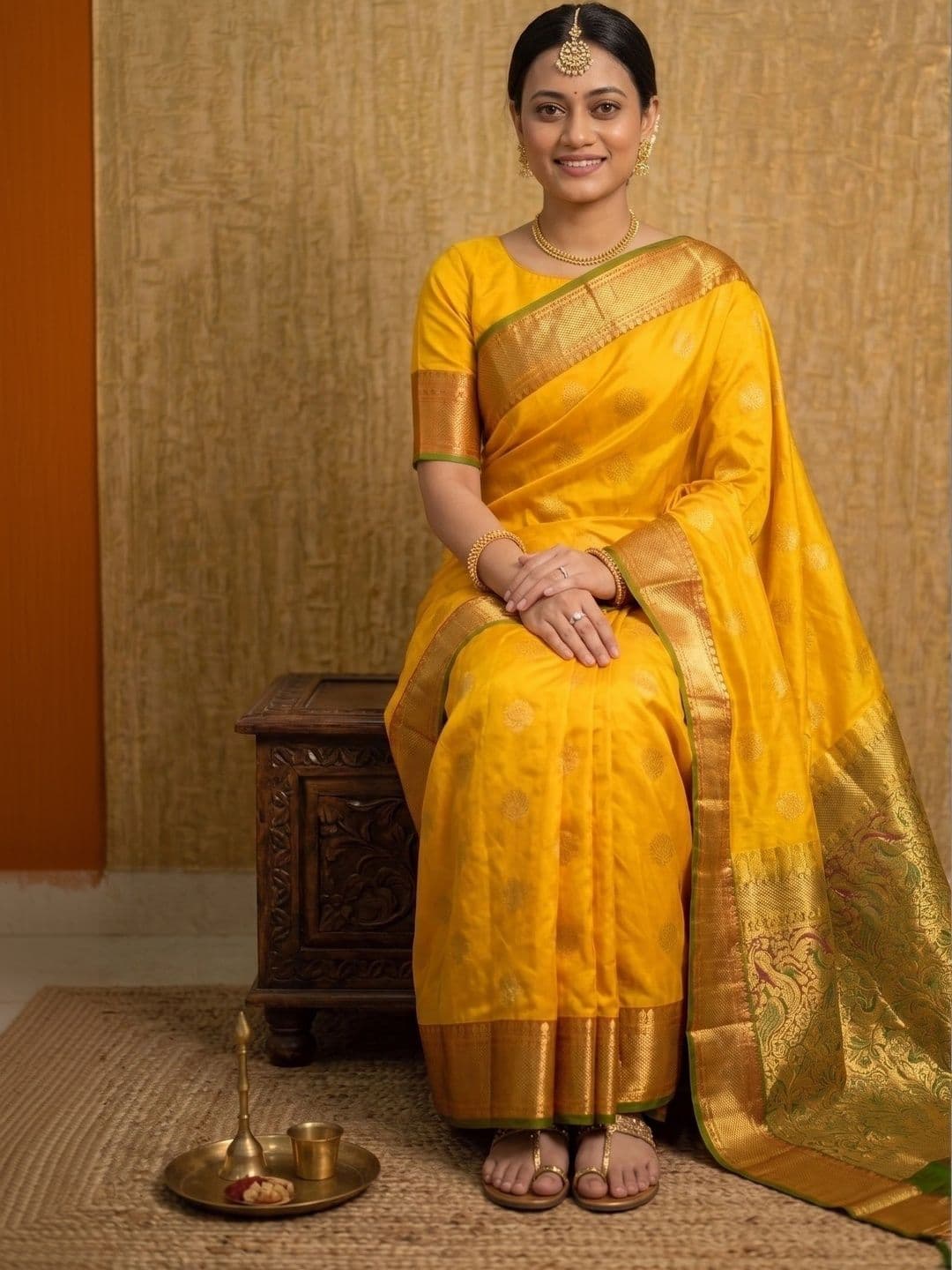 MITAL ENTERPRISE Woven Design Zari Art Silk Saree thumbnail 3