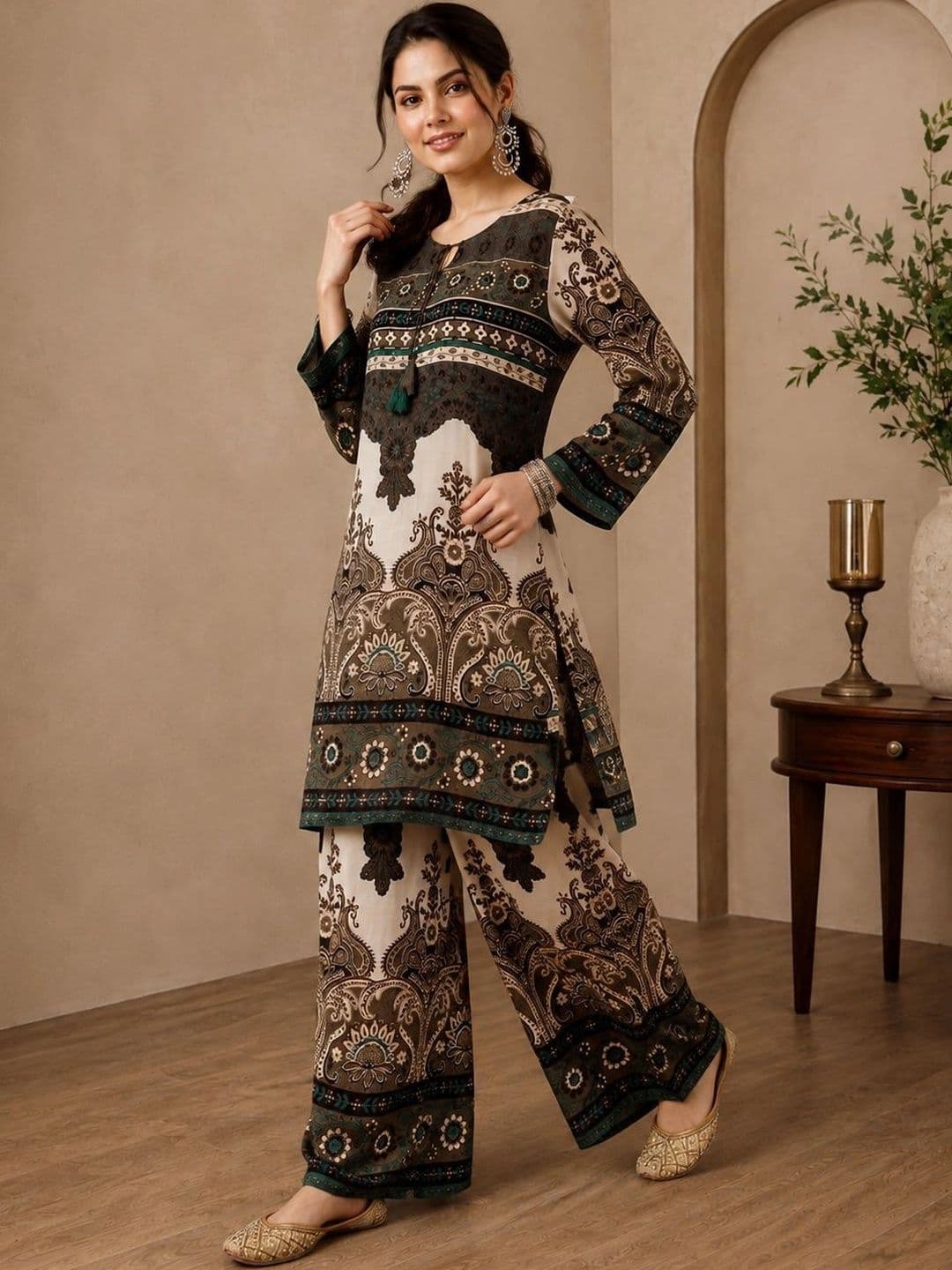 Sangria Women Ethnic Motifs Printed Regular Kurta with Palazzos thumbnail 7