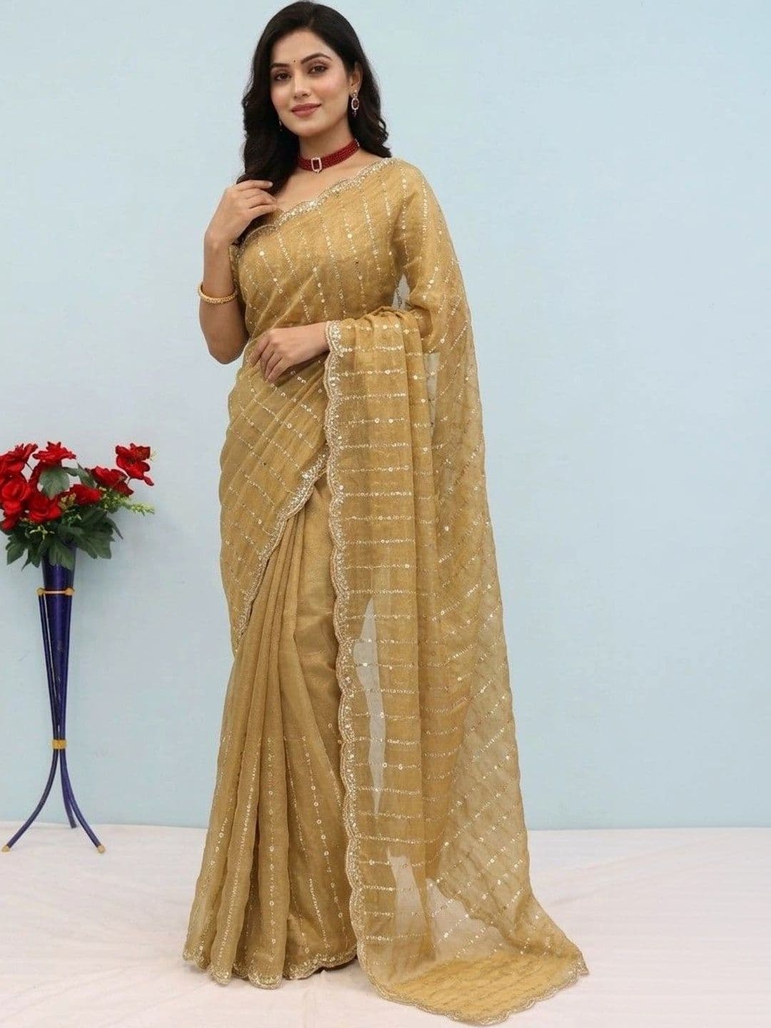 SmileyFashion Embellished Sequinned Poly Chiffon Designer Saree thumbnail 2