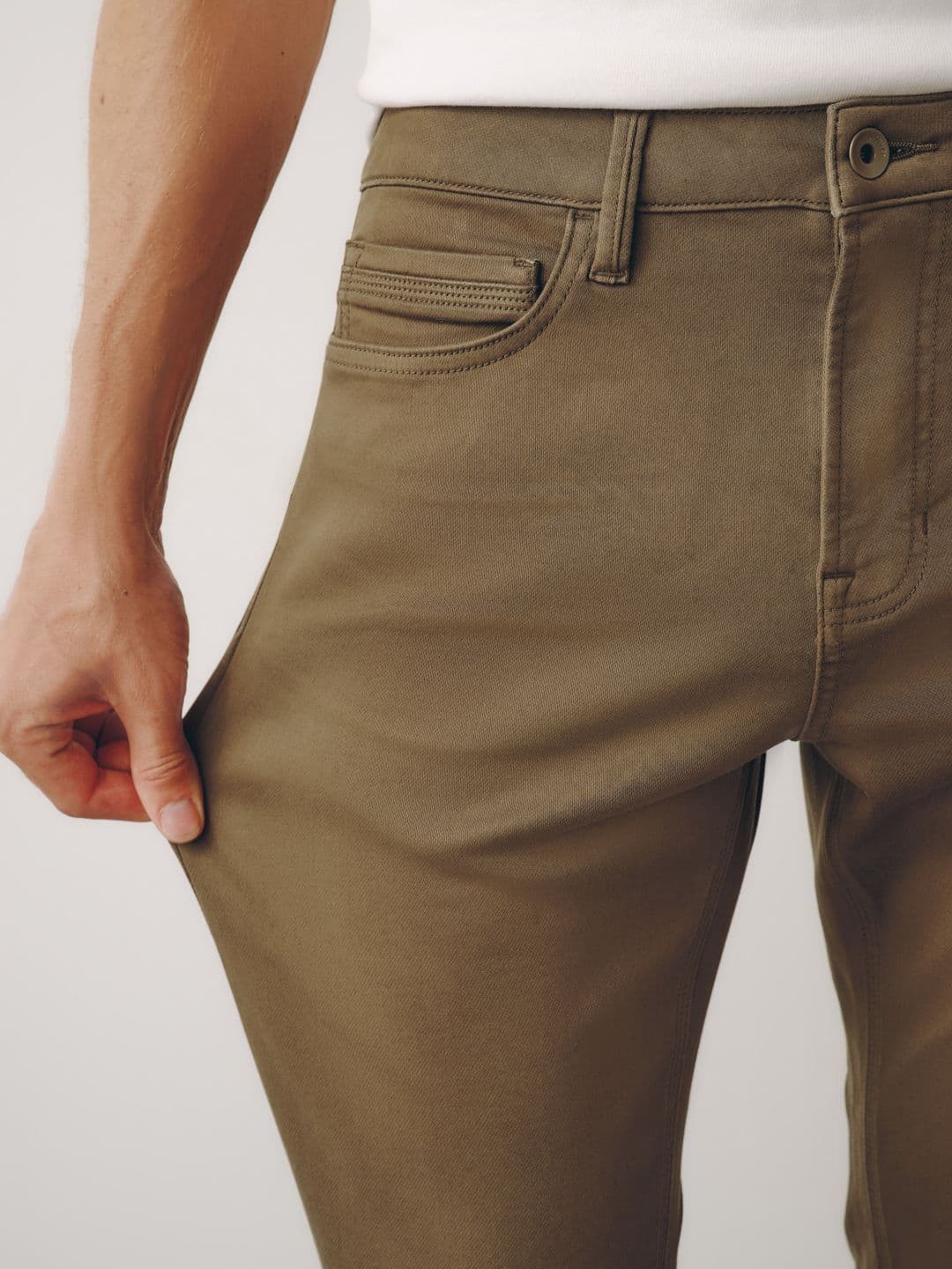 NEXT Men Slim Fit Mid-Rise Stretchable Jeans thumbnail 5