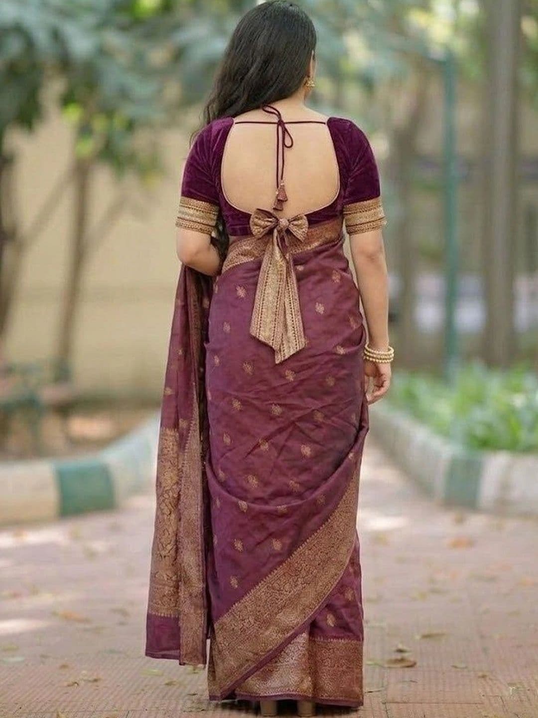 MITAL ENTERPRISE Woven Design Zari Art Silk Saree thumbnail 2