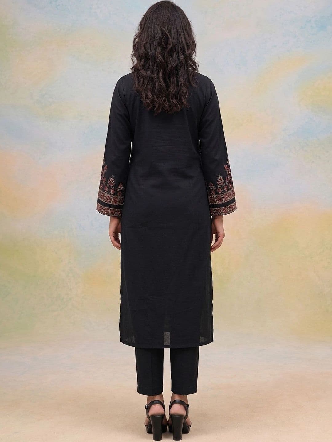 AADVIKA Women Ethnic Motifs Embroidered Regular Thread Work Kurta with Trousers & With Dupatta thumbnail 4