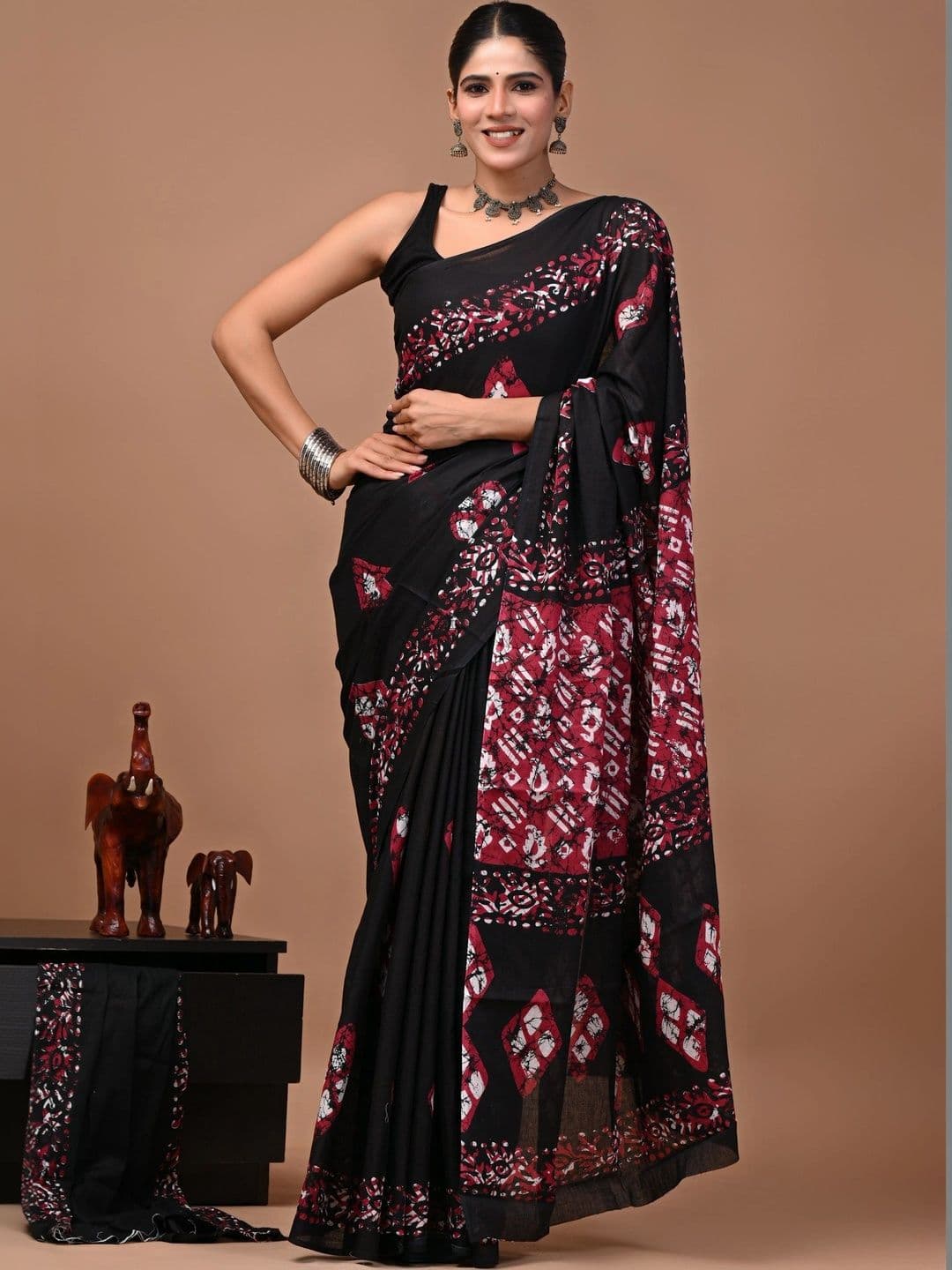 Anouk Batik Pure Cotton Block Print Saree - view 1