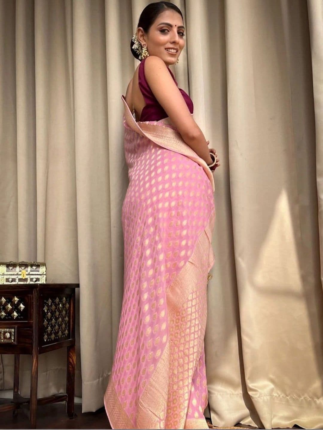 House Of Nazakat Woven Design Zari Art Silk Banarasi Saree thumbnail 2