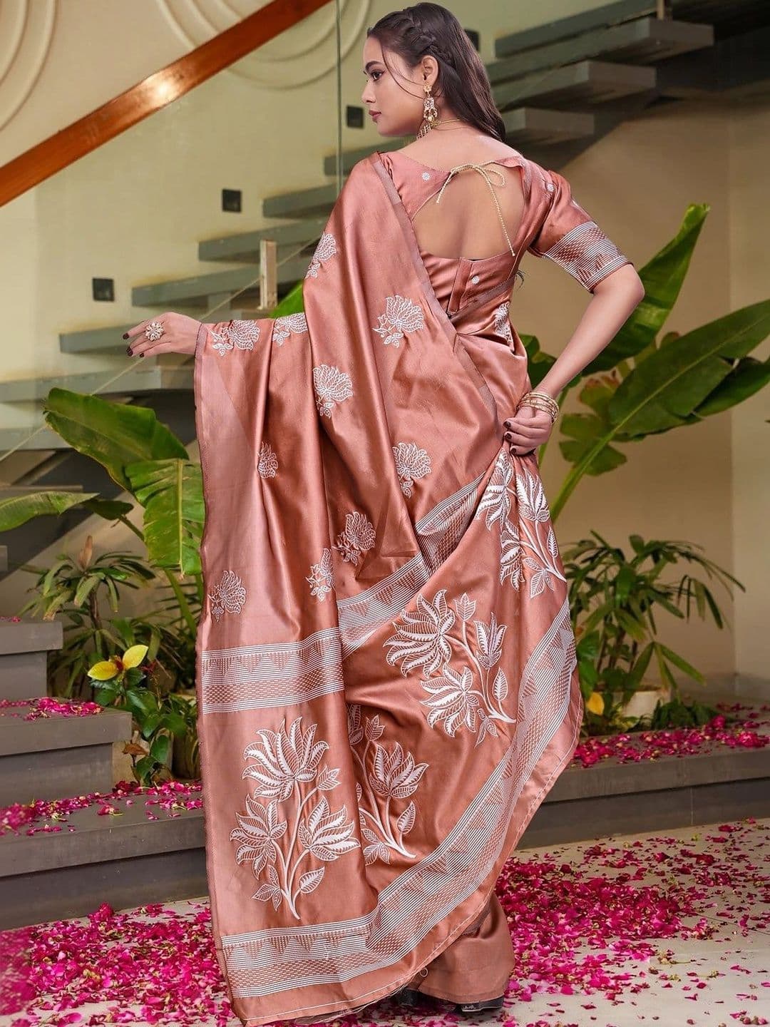 KALINI Woven Design Embroidered Silk Blend Saree thumbnail 2