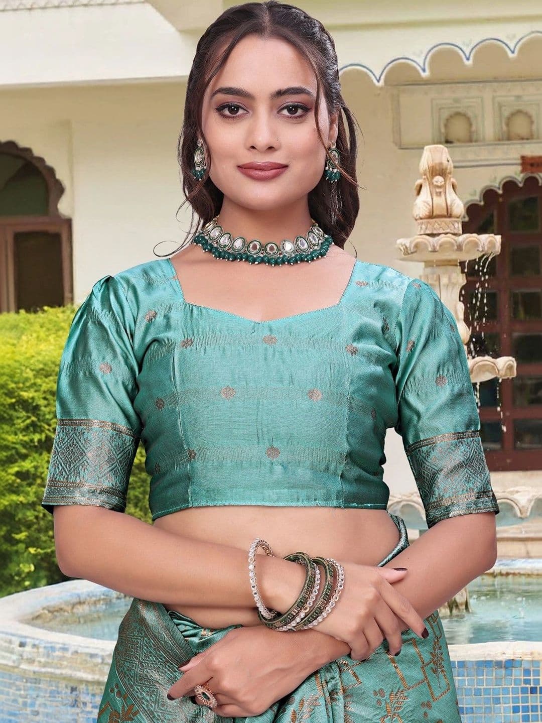 KALINI Zari Silk Blend Saree thumbnail 6