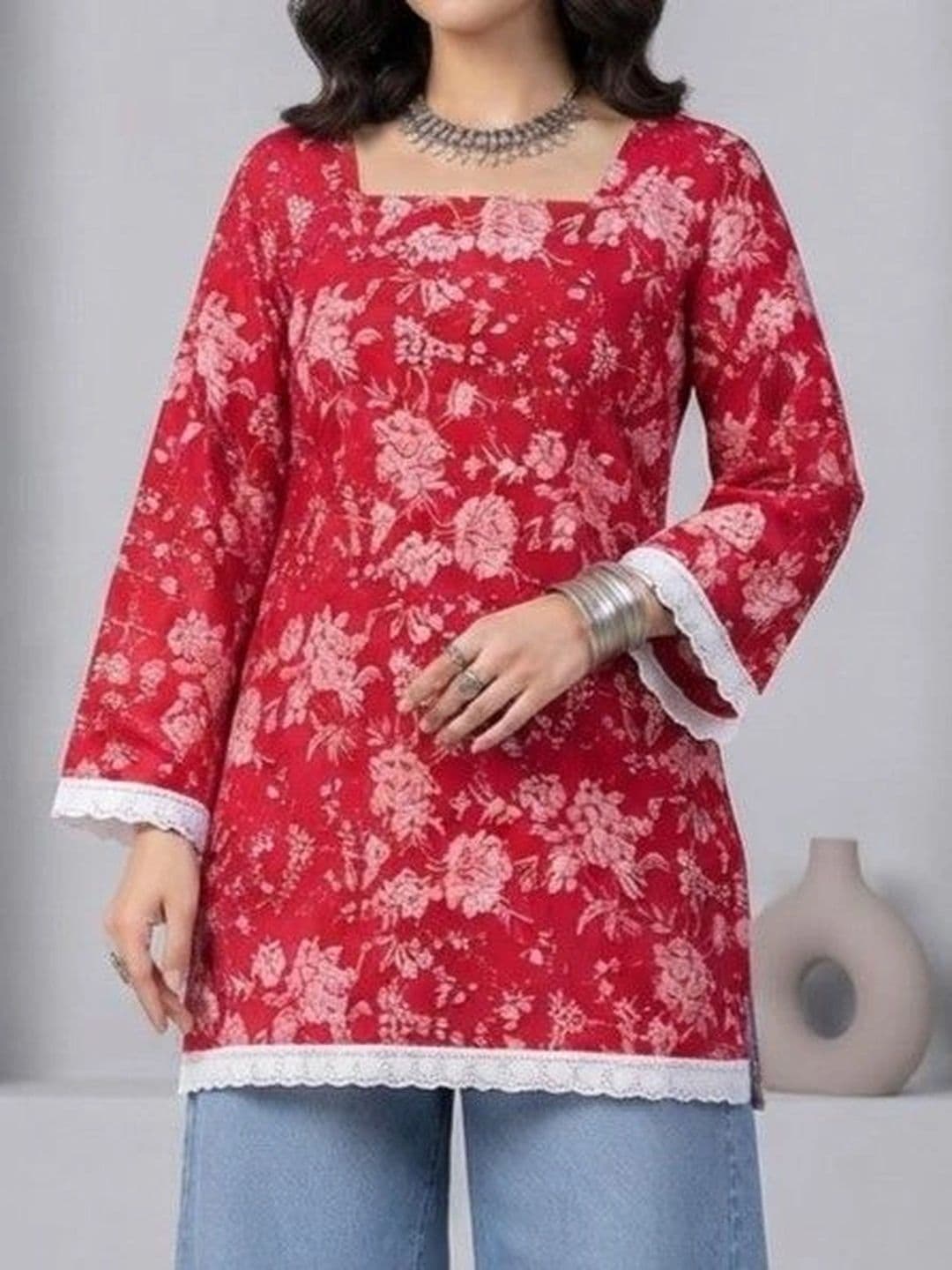KALINI Floral Printed Square Neck Pure Cotton Kurti thumbnail 2