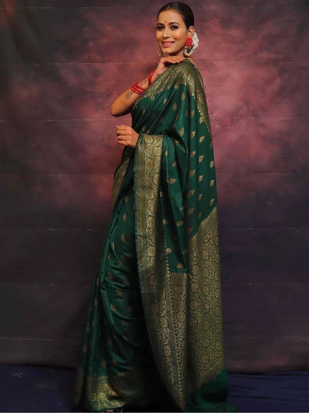 MARUTI VASTRAM Woven Design Zari Art Silk Banarasi Saree thumbnail 5