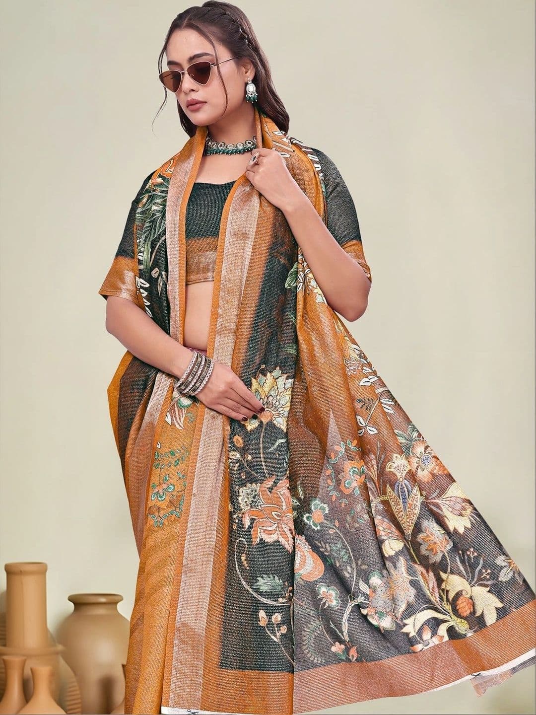 KALINI Floral Saree thumbnail 4