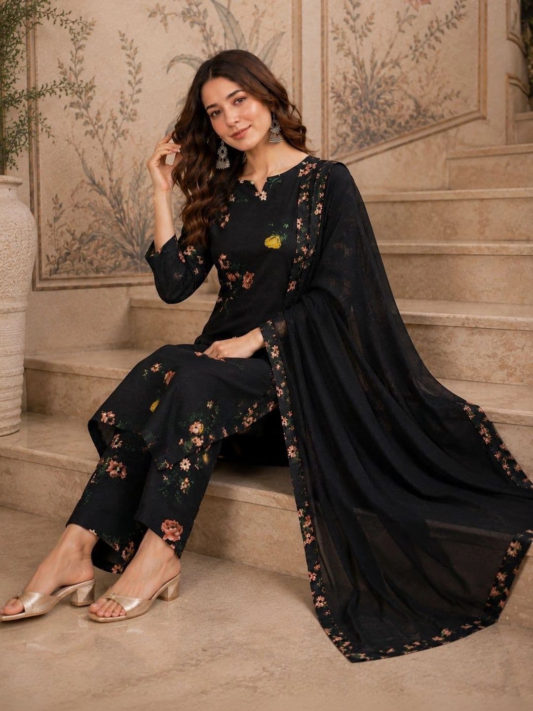 Sangria Women Floral Printed Regular Kurta with Trousers & With Dupatta thumbnail 5