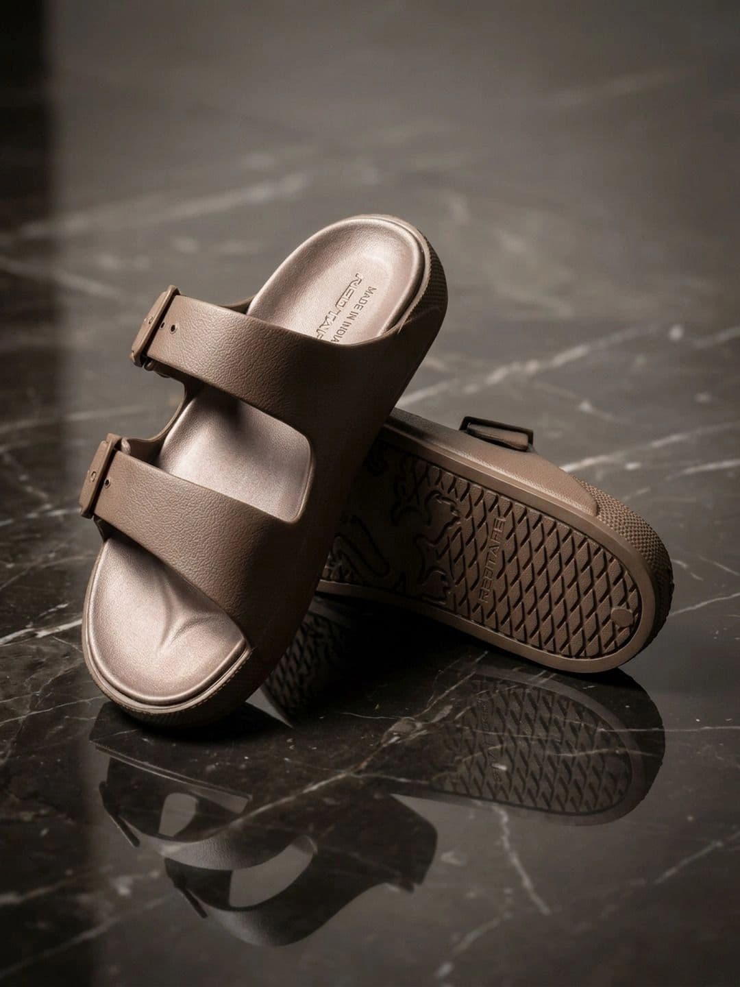 Red Tape Men Sliders - view 1