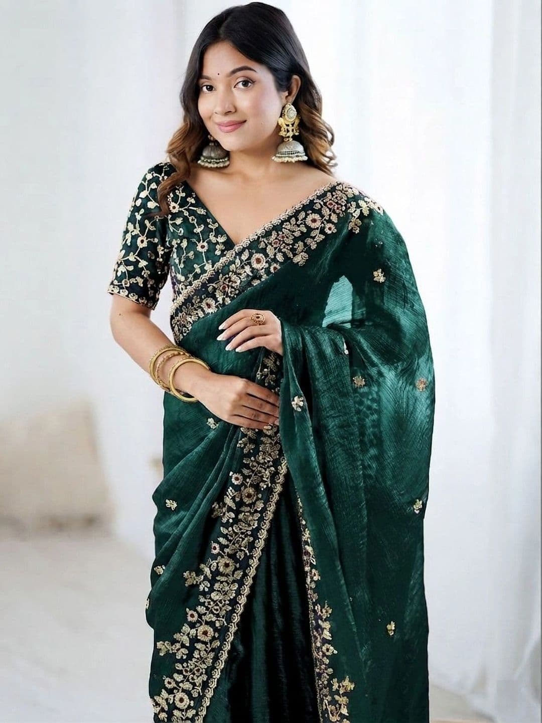 SZN Floral Zari Art Silk Heavy Work Saree thumbnail 5