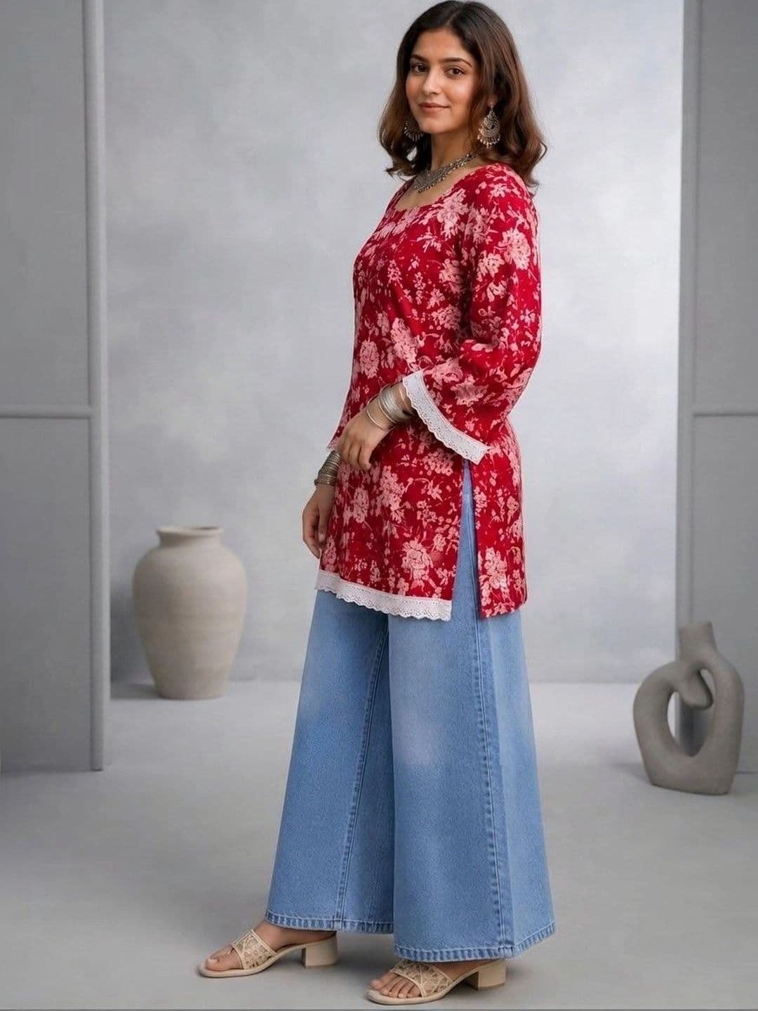 KALINI Floral Printed Square Neck Pure Cotton Kurti thumbnail 3