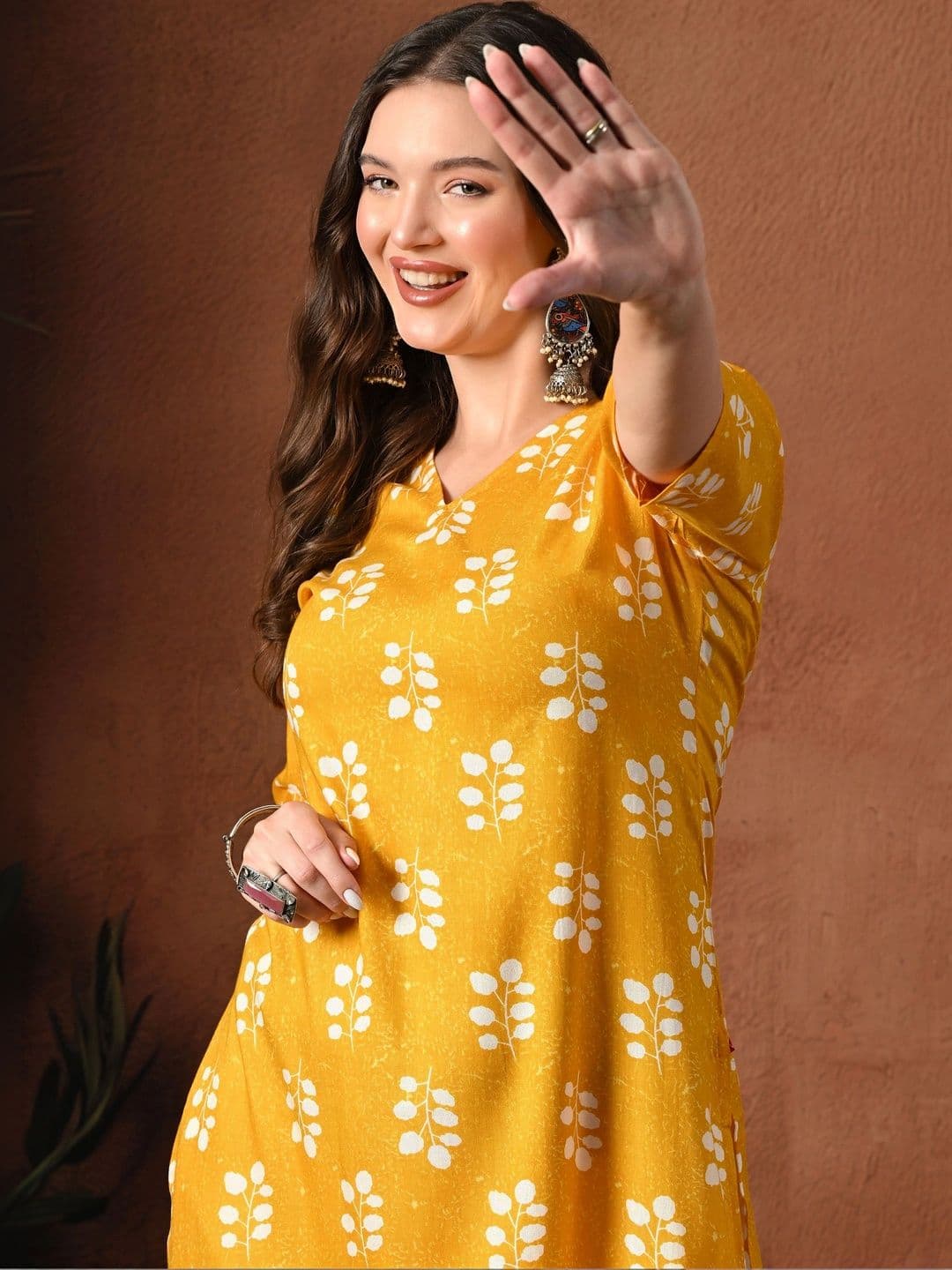 Sangria Women Ethnic Motifs Printed Kurta thumbnail 3