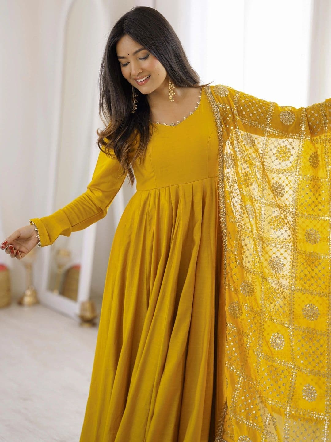 HERE&NOW Women Empire Kurta with Pyjamas & With Dupatta - view 1