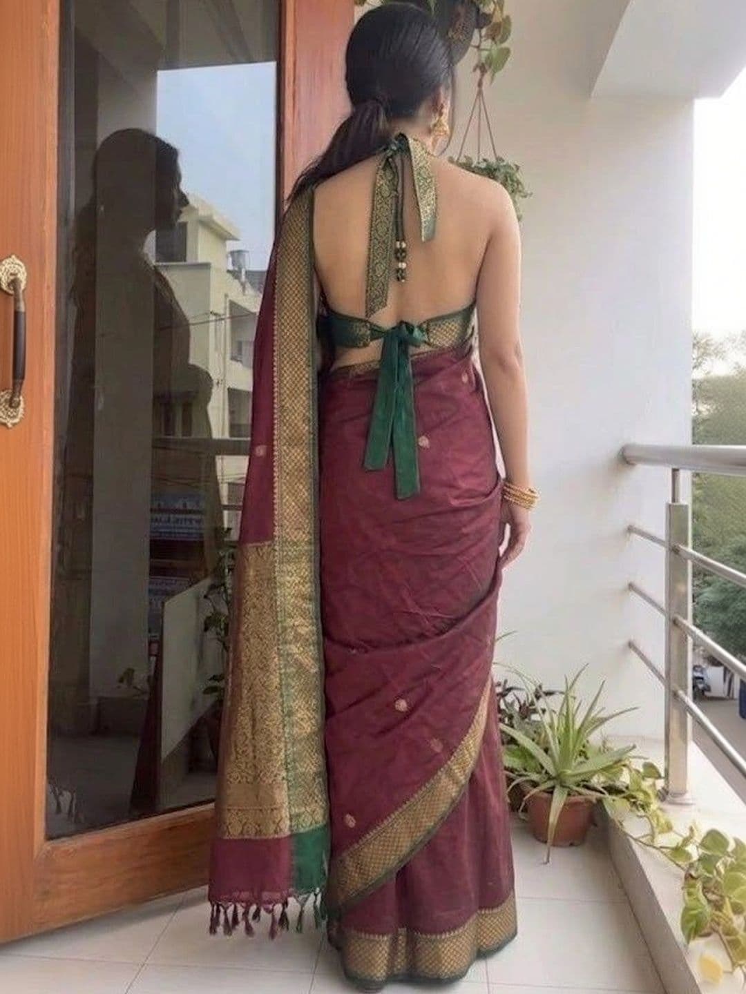 MITAL ENTERPRISE Zari Art Silk Saree thumbnail 4