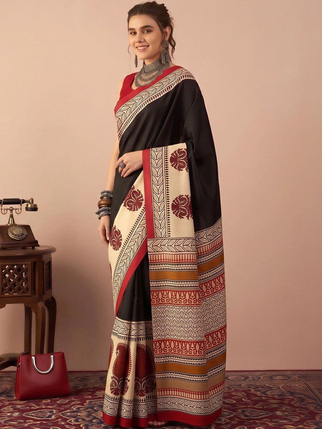 Anouk Ethnic Motifs Silk Blend Designer Block Print Saree thumbnail 7
