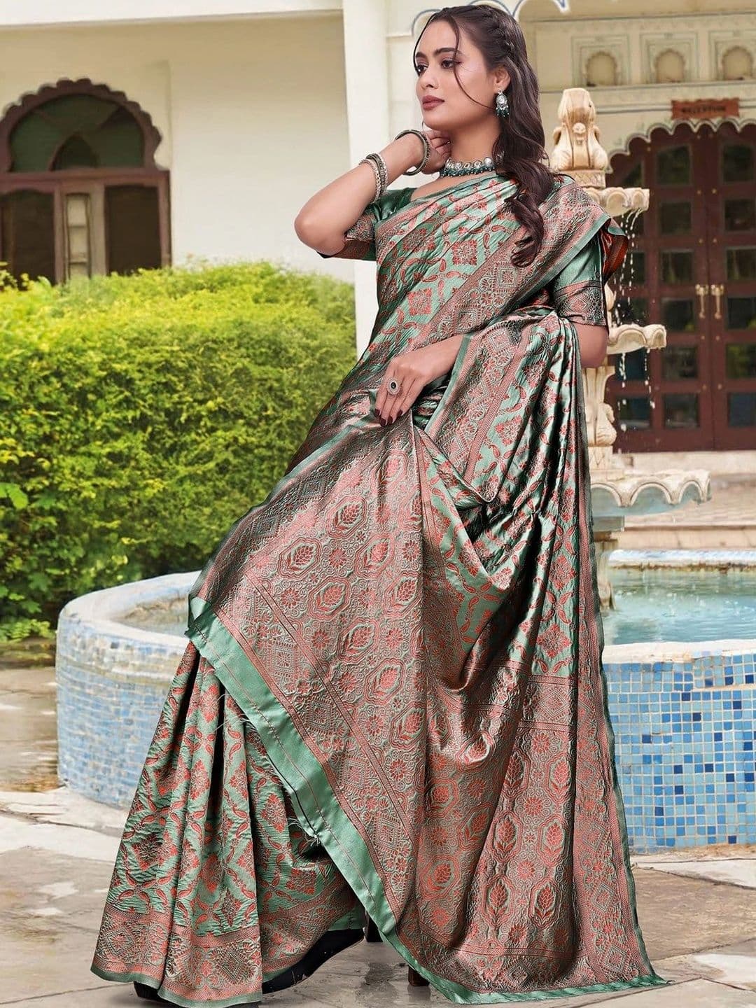 KALINI Floral Zari Silk Blend Saree thumbnail 7