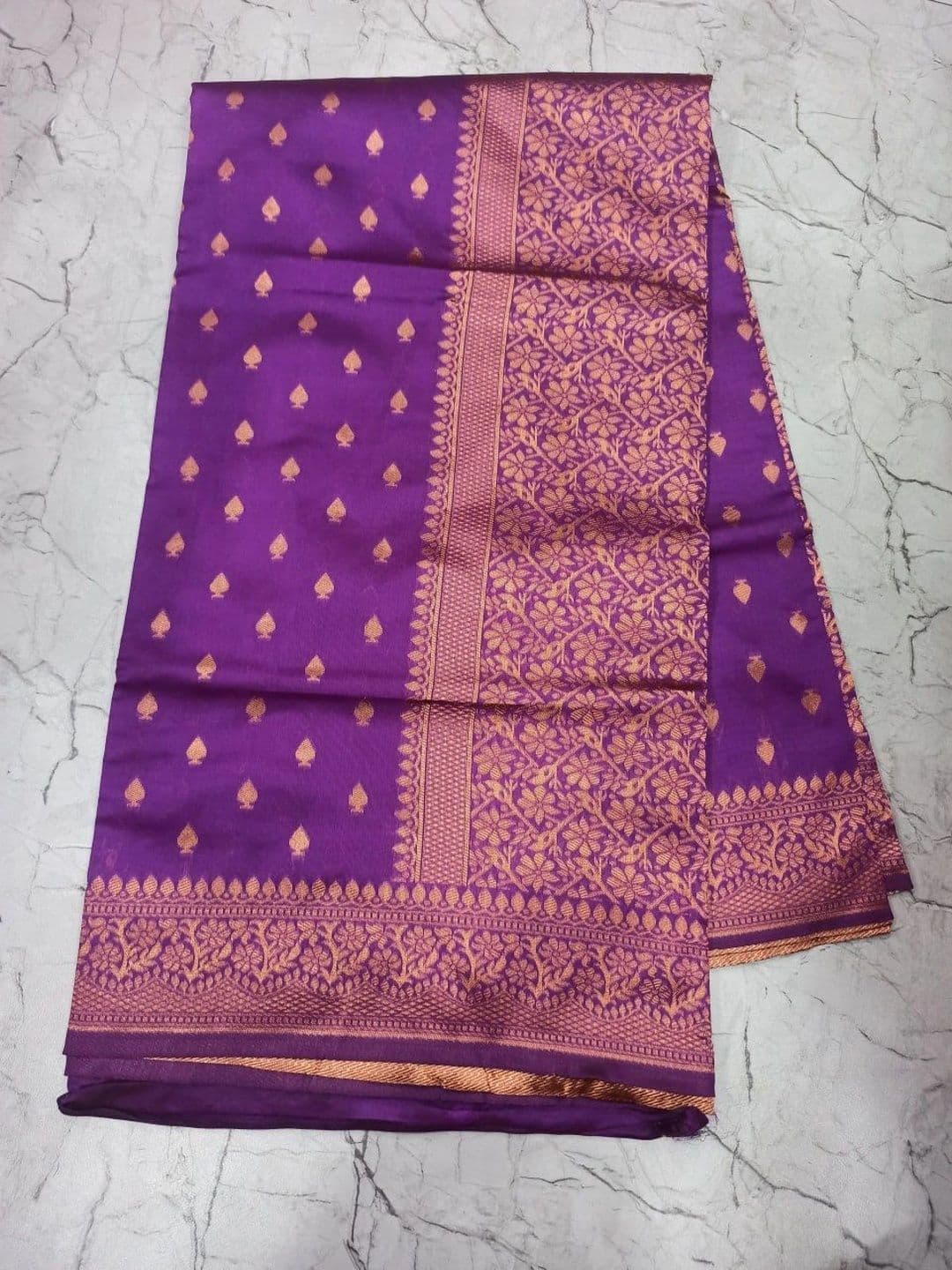 MARUTI VASTRAM Woven Design Zari Art Silk Banarasi Saree thumbnail 6