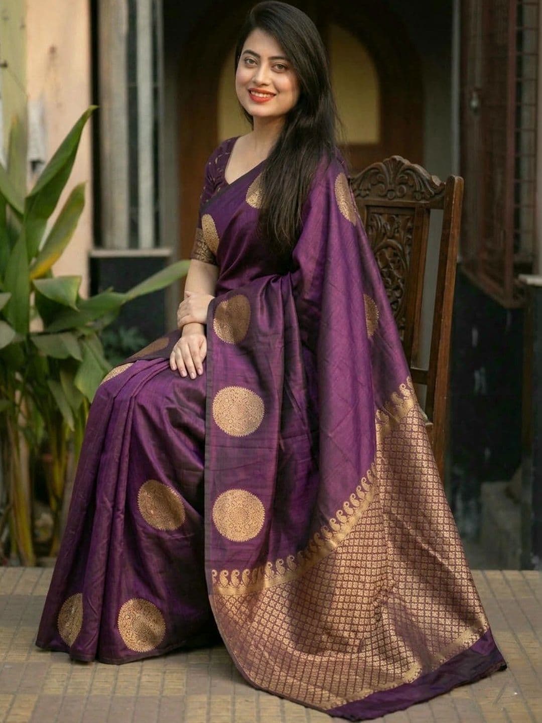 MITAL ENTERPRISE Woven Design Zari Art Silk Saree thumbnail 3