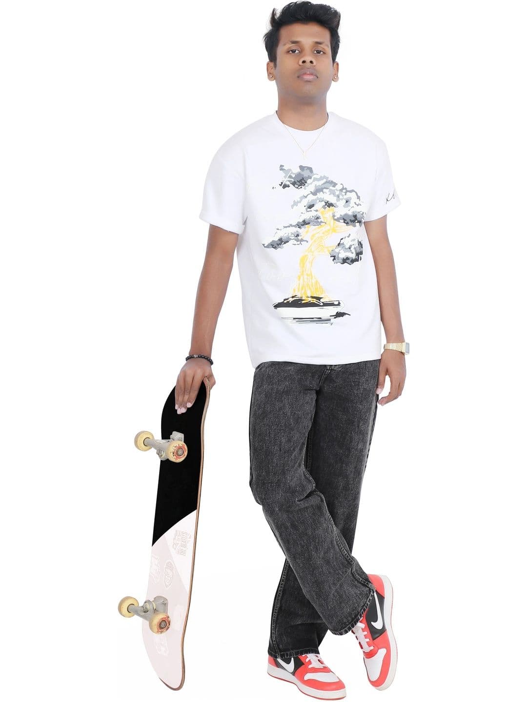 UNIFAV FASHION Men Straight Fit Mid-Rise Jeans thumbnail 2