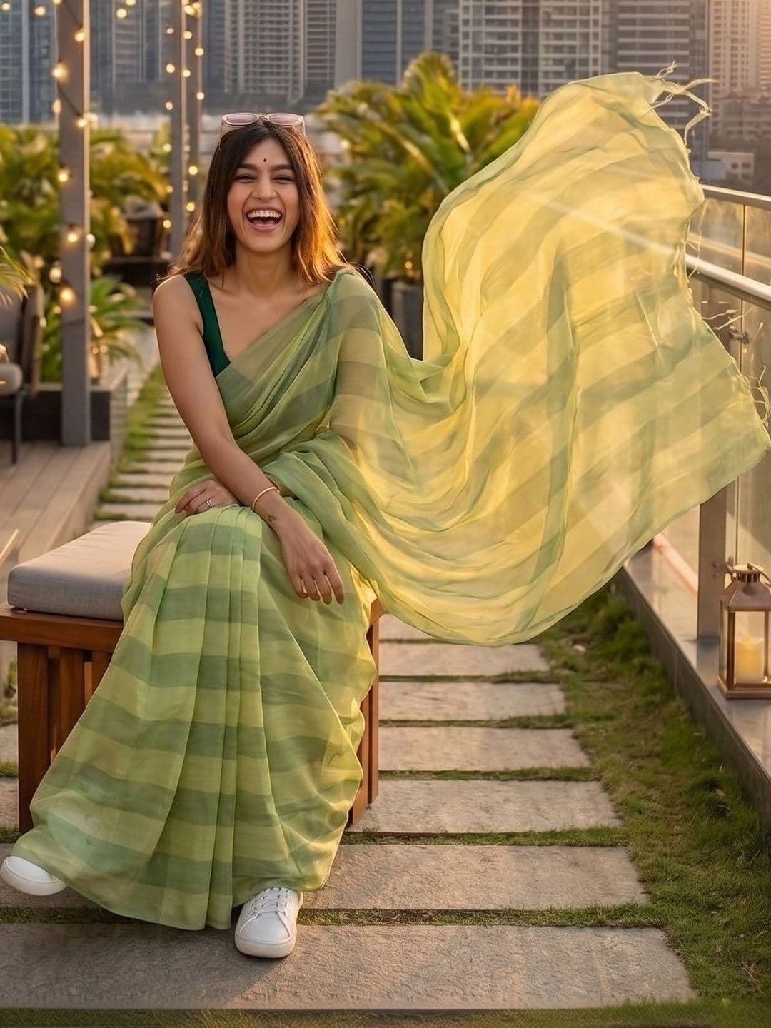 RUTVA FASHION Striped Zari Linen Blend Saree thumbnail 6
