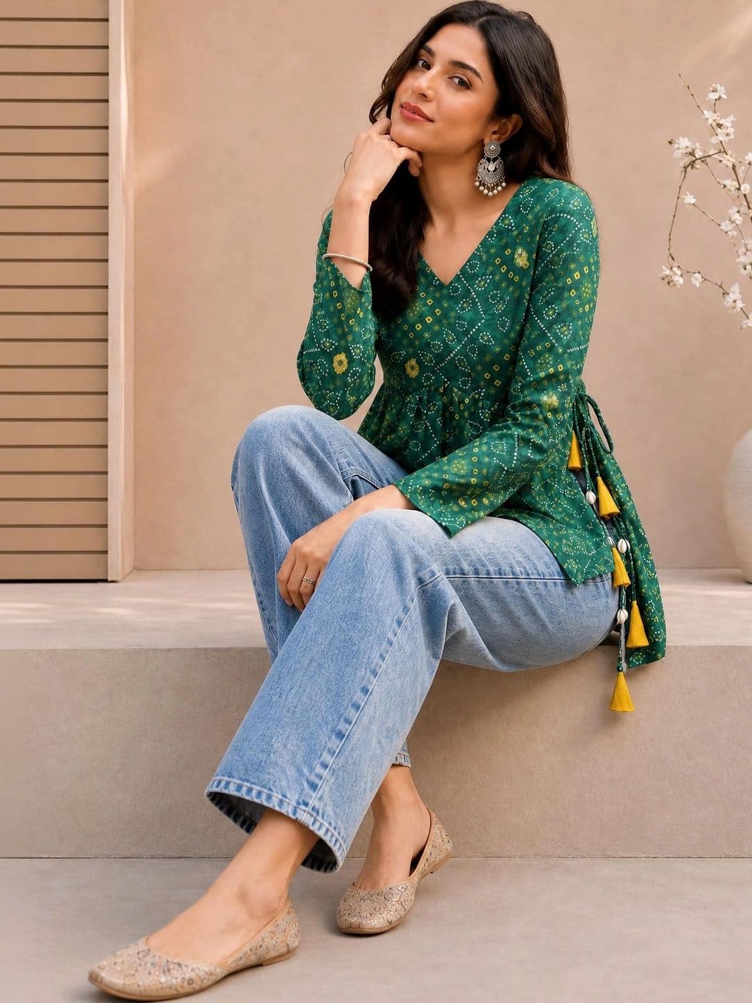 Youthnic Bandhani Printed V-Neck Empire Kurti - view 1