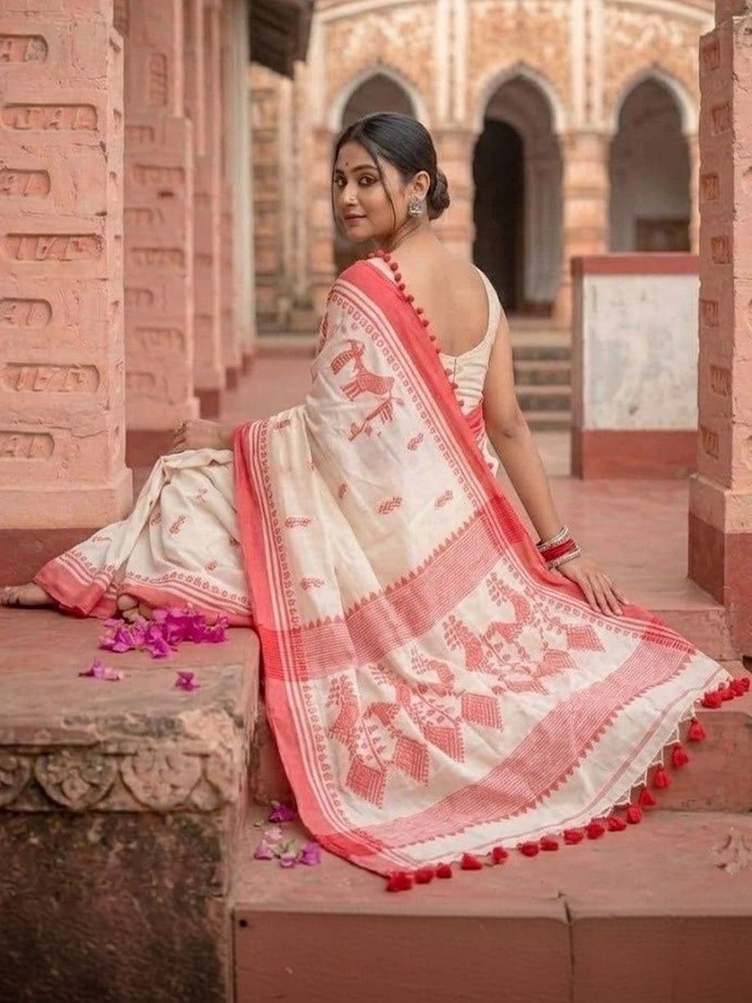 MITAL ENTERPRISE Art Silk Saree thumbnail 3