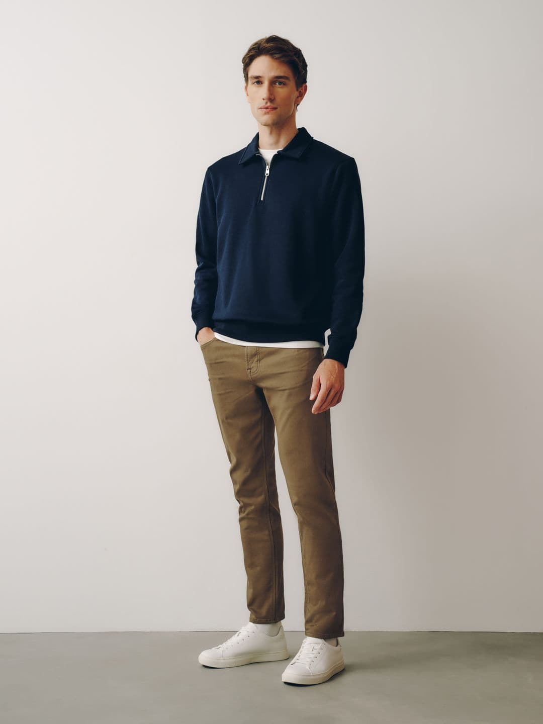NEXT Men Slim Fit Mid-Rise Stretchable Jeans thumbnail 3