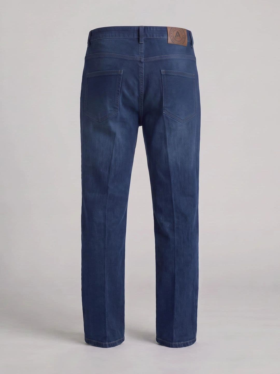 dolsia Men Straight Fit Mid-Rise Light Fade Stretchable Jeans thumbnail 4