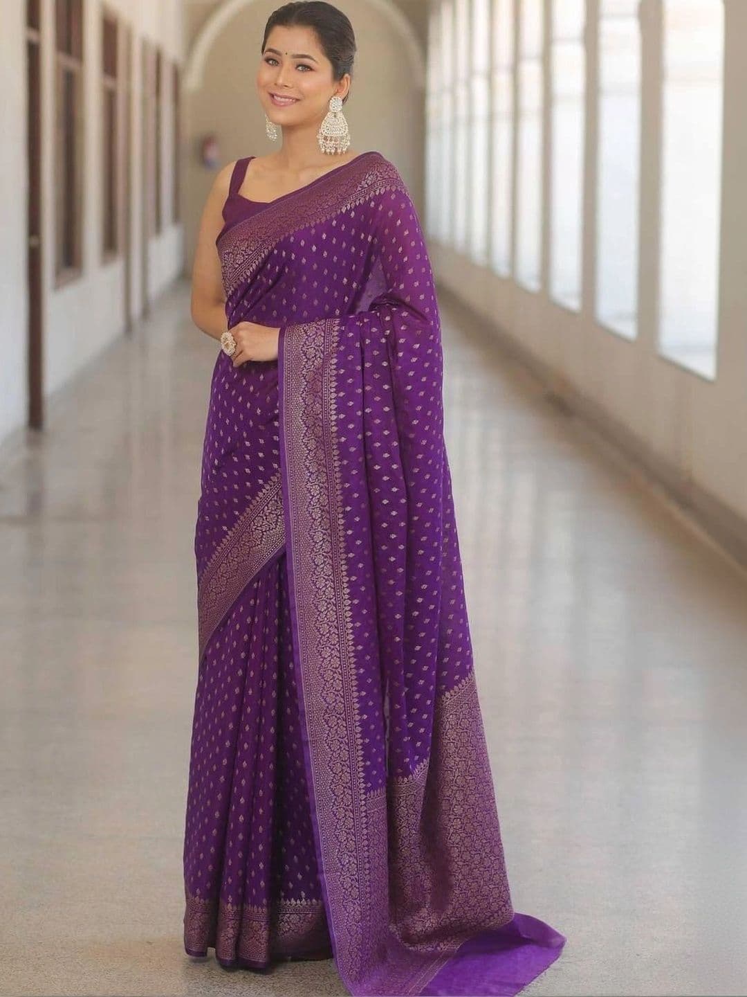 MARUTI VASTRAM Woven Design Zari Art Silk Banarasi Saree thumbnail 4