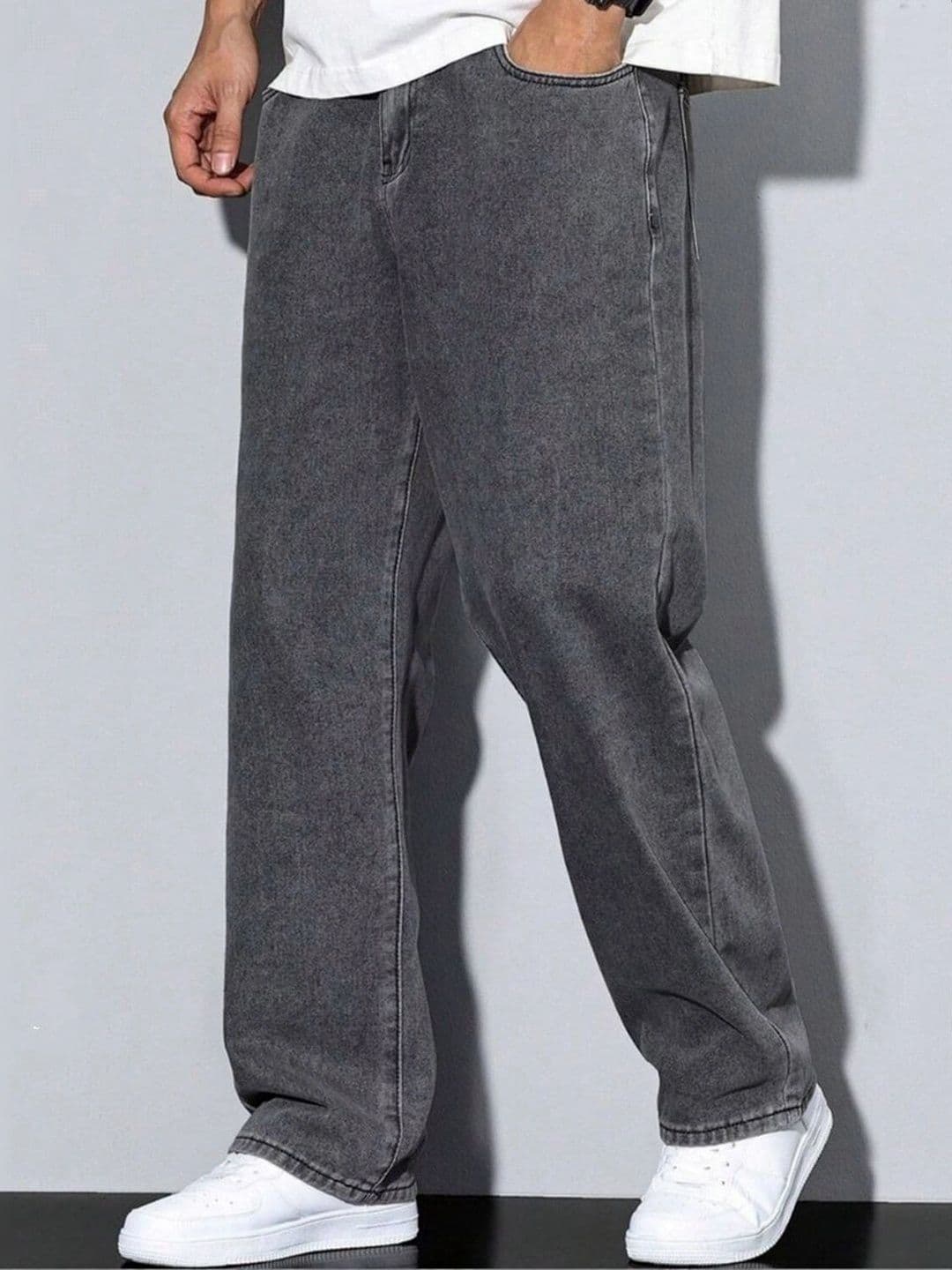 UNIFAV FASHION Men Straight Fit Mid-Rise Jeans thumbnail 2