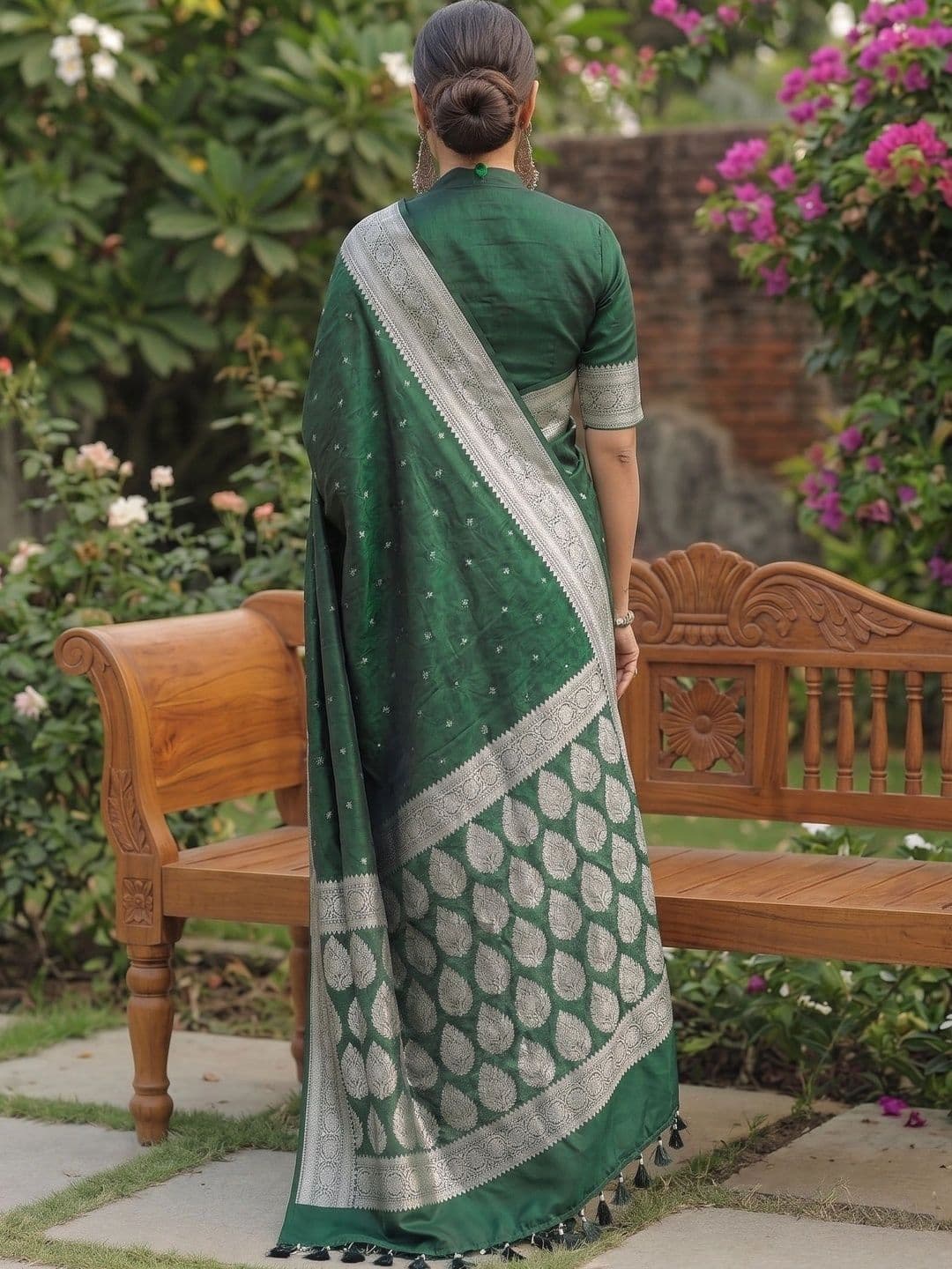 MITAL ENTERPRISE Zari Art Silk Saree thumbnail 5